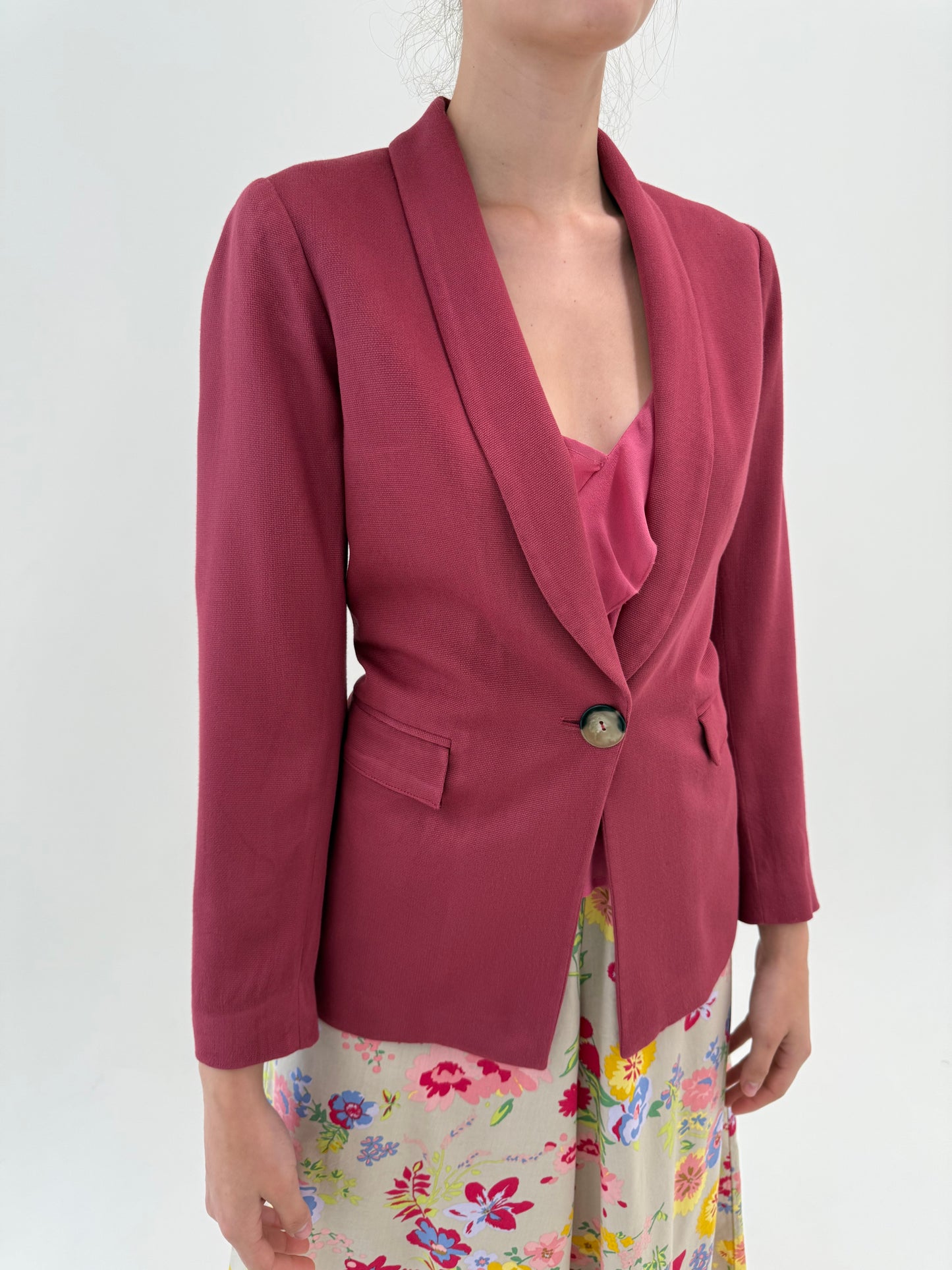 Sacou dark pink din pânză moale în croi actual