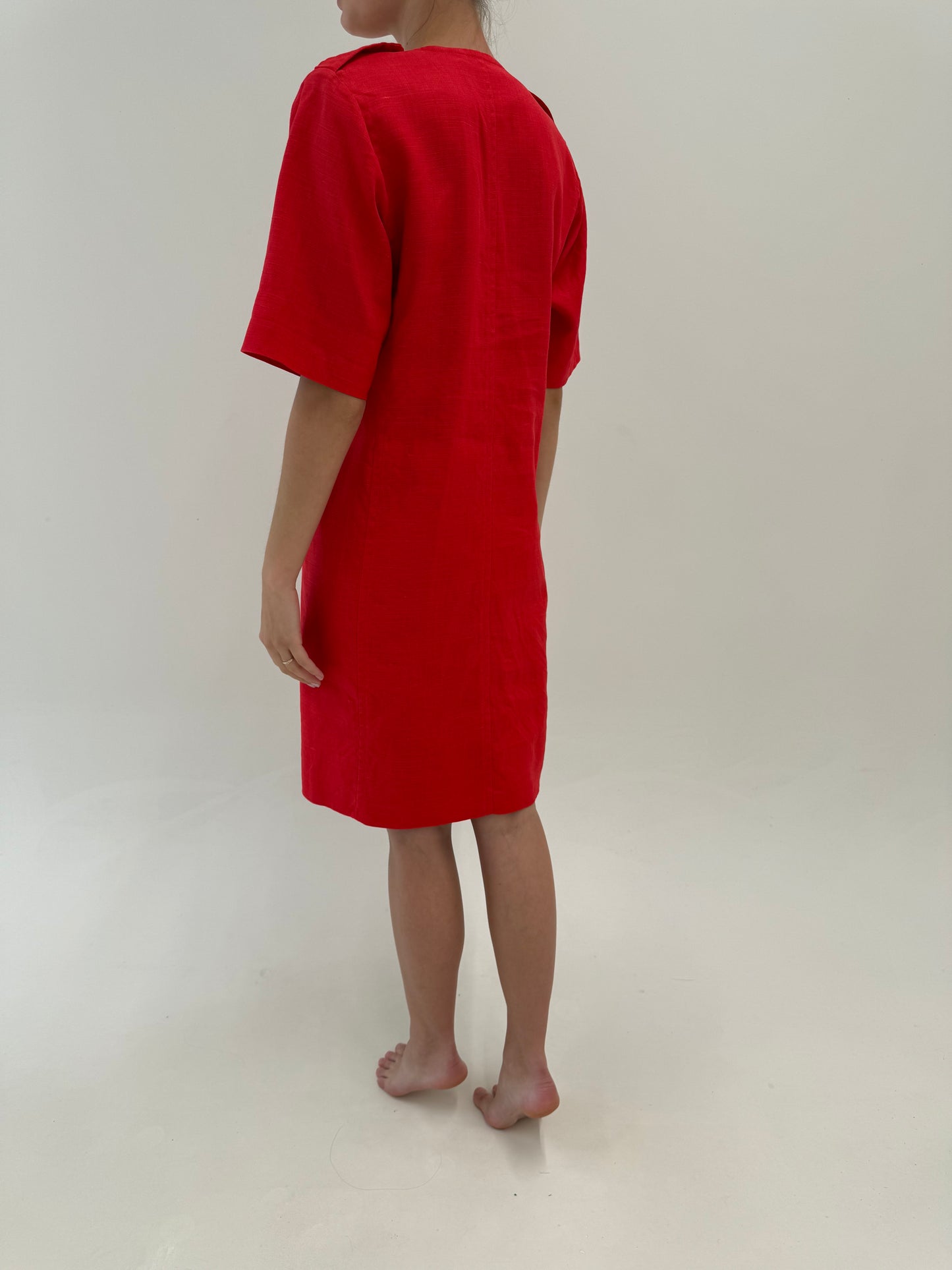 Rochie vintage Yves Saint Laurent din pânză structurată de in cu nasturi metalici aurii