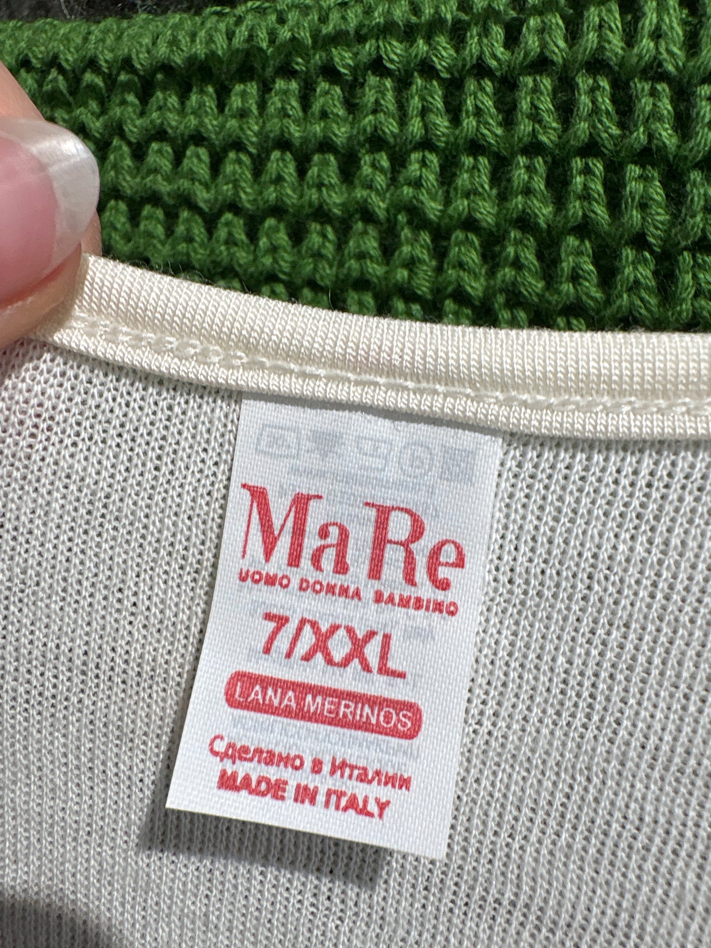 Maieu premium italian din lana extrafina irestringibila