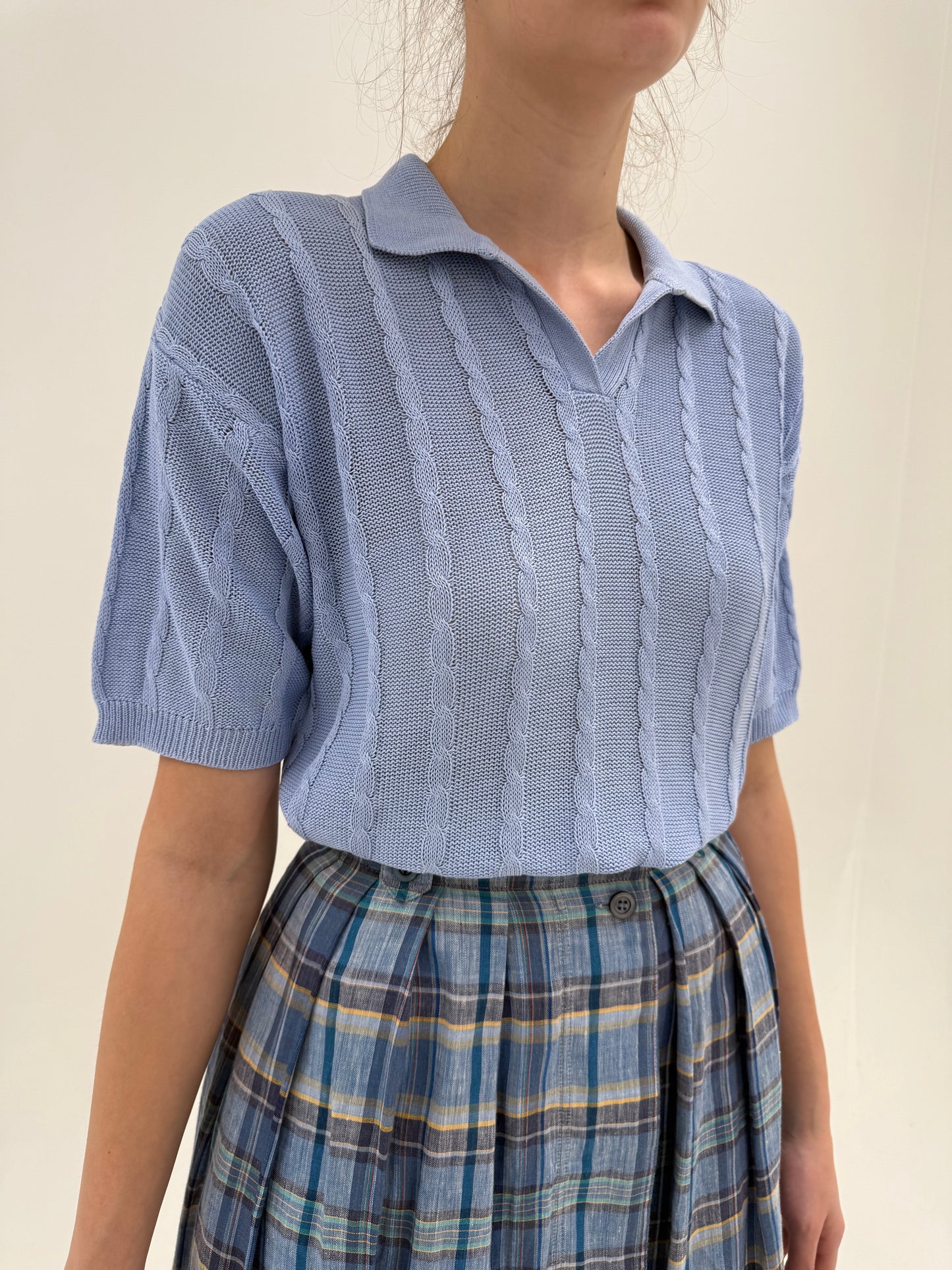 Top baby blue polo din tricot de bumbac premium cu torsade