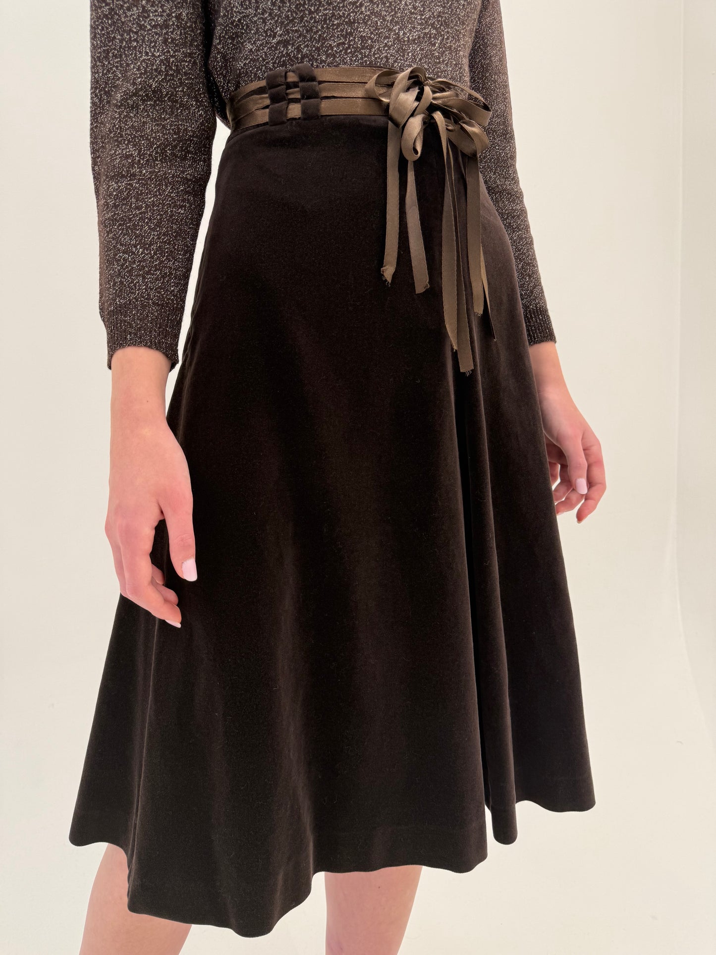 Fustă vintage chocolate brown brown midi din catifea excepționala de la zi la seară