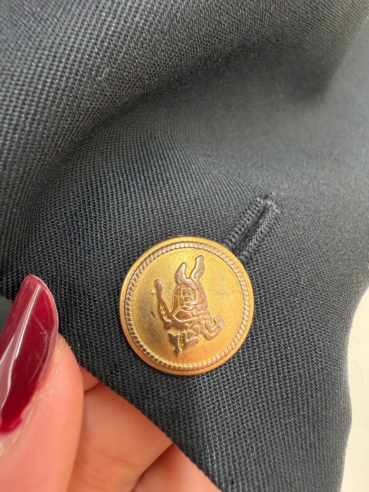 Sacou Burberry cu nasturi metalici aurii cu logoul brandului plus size din lana extrafina