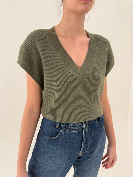 Top kaki în croi super actual din cașmir în croi lejer cu mânecă căzută