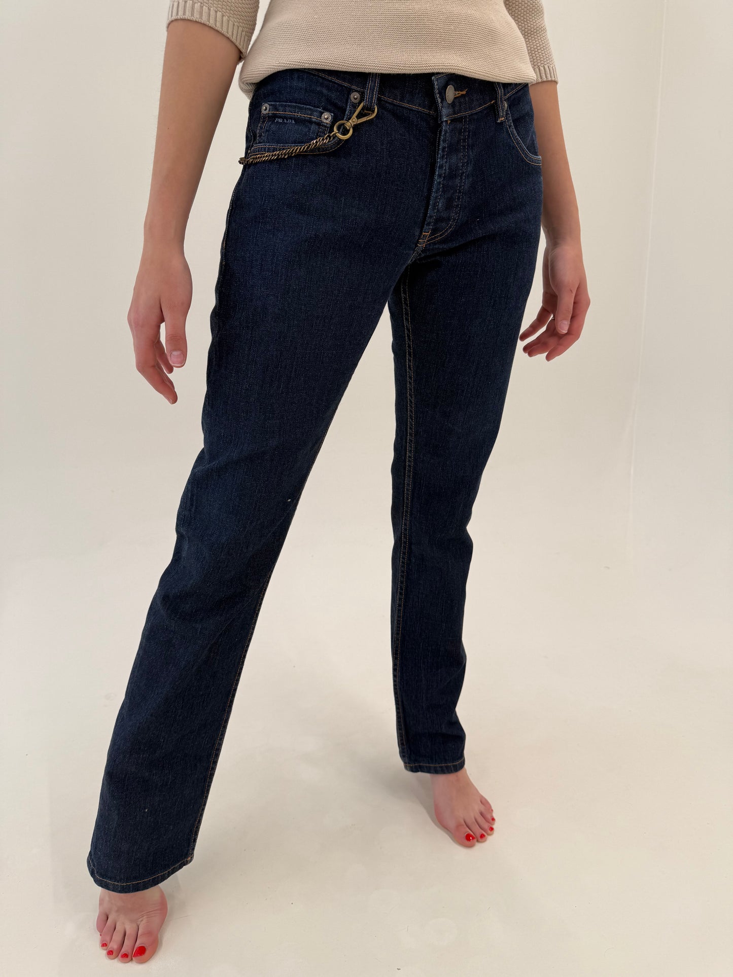 Jeans tall Prada dark wash cu decorațiune metalică detașabilă
