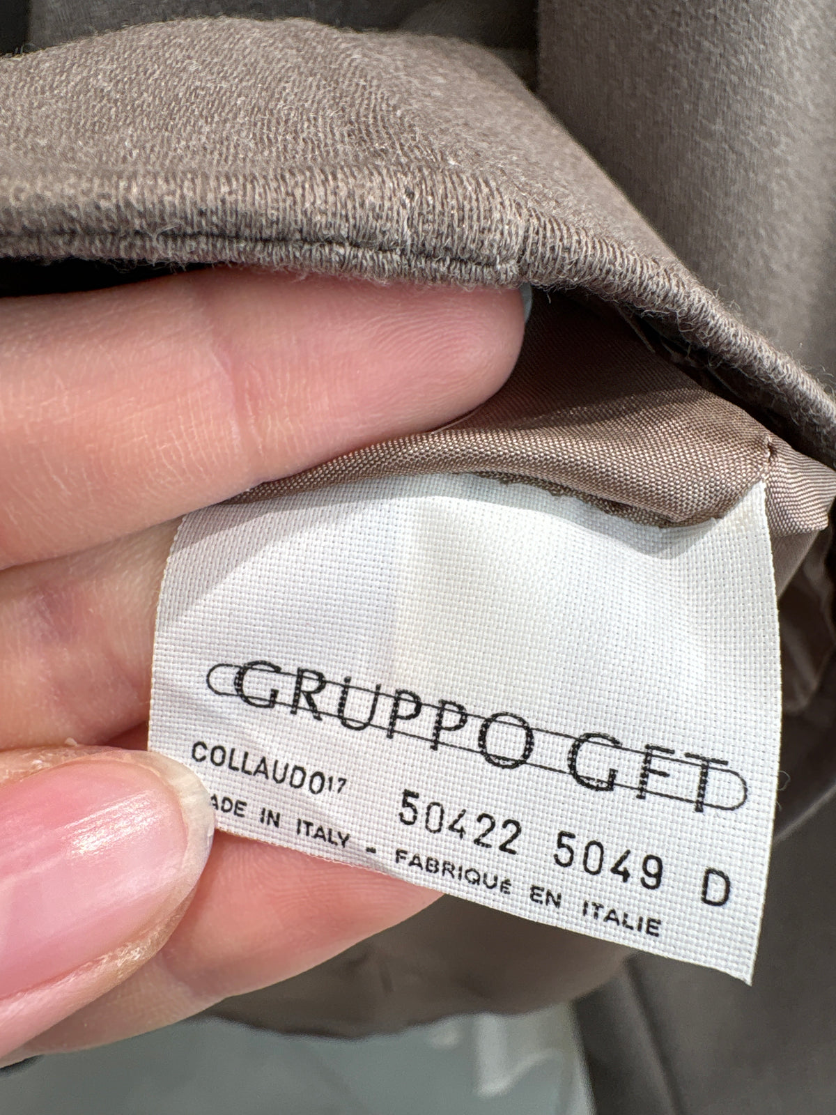 Sacou vintage nou de brand luxury italian light taupe cambrat din lana excepțională