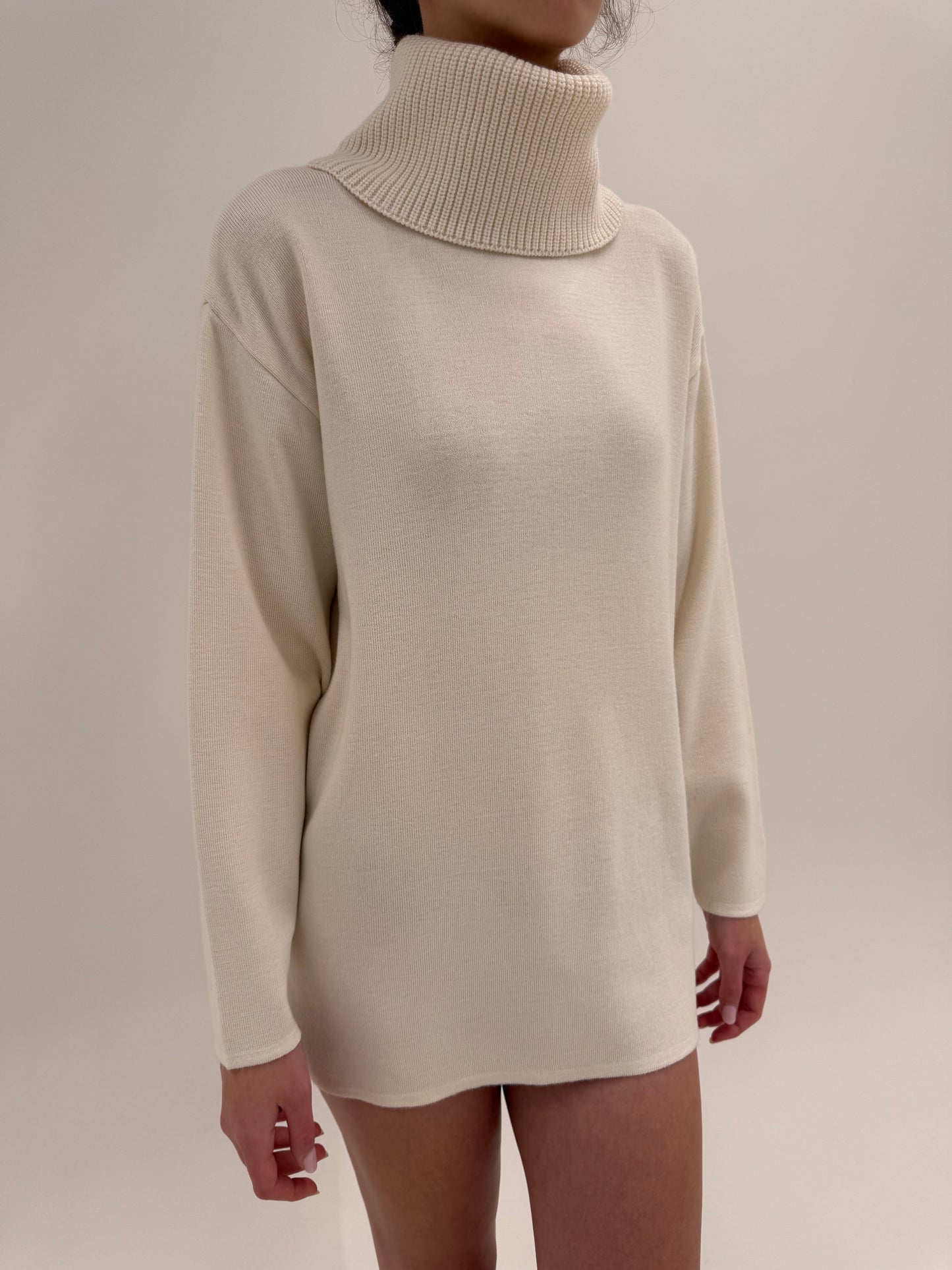 Set butter white din 3 piese de lana merino extrafina cu fustă maxi