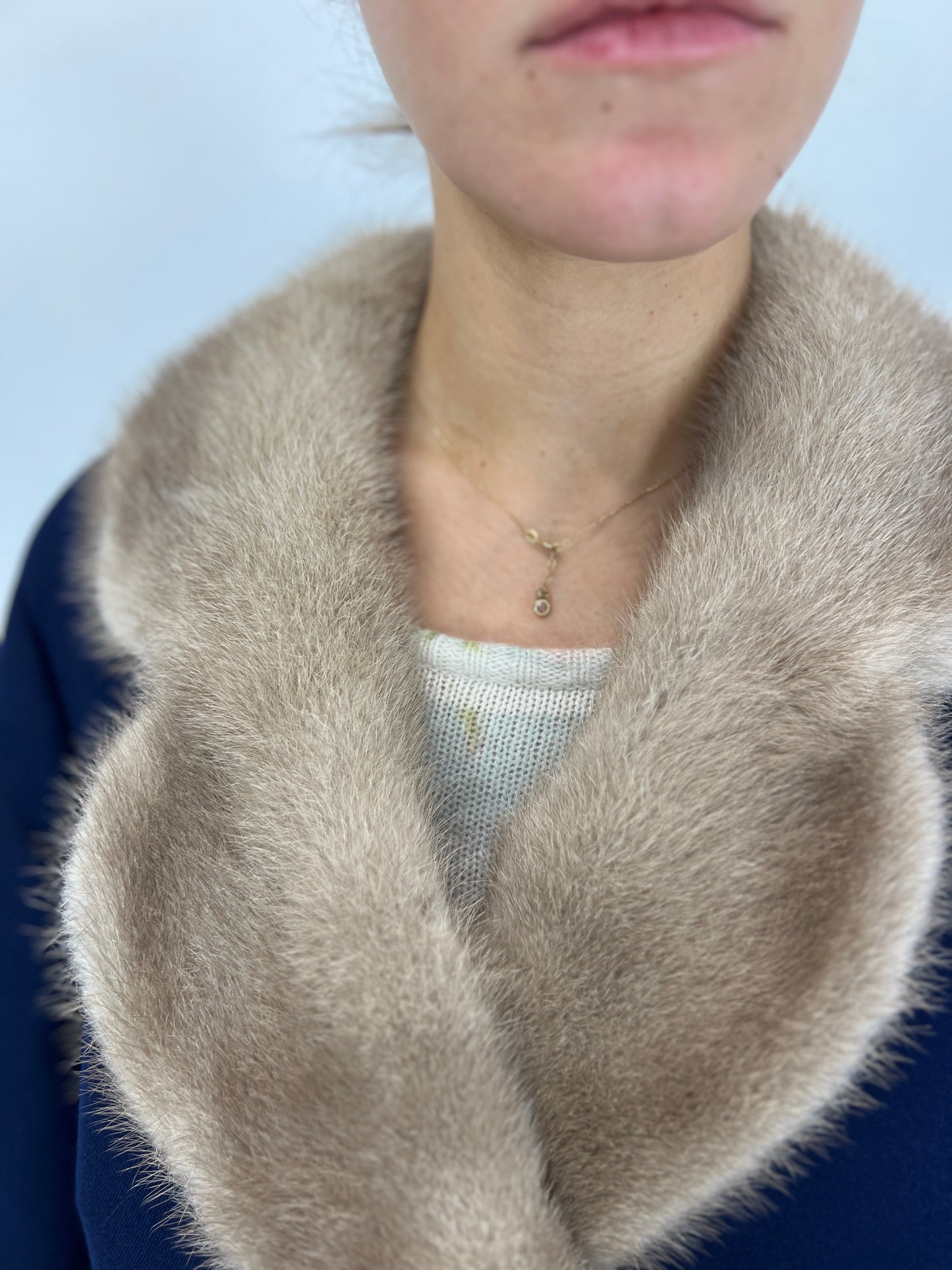 Mantou vintage bijuterie lana structurată cu blană de nurcă
