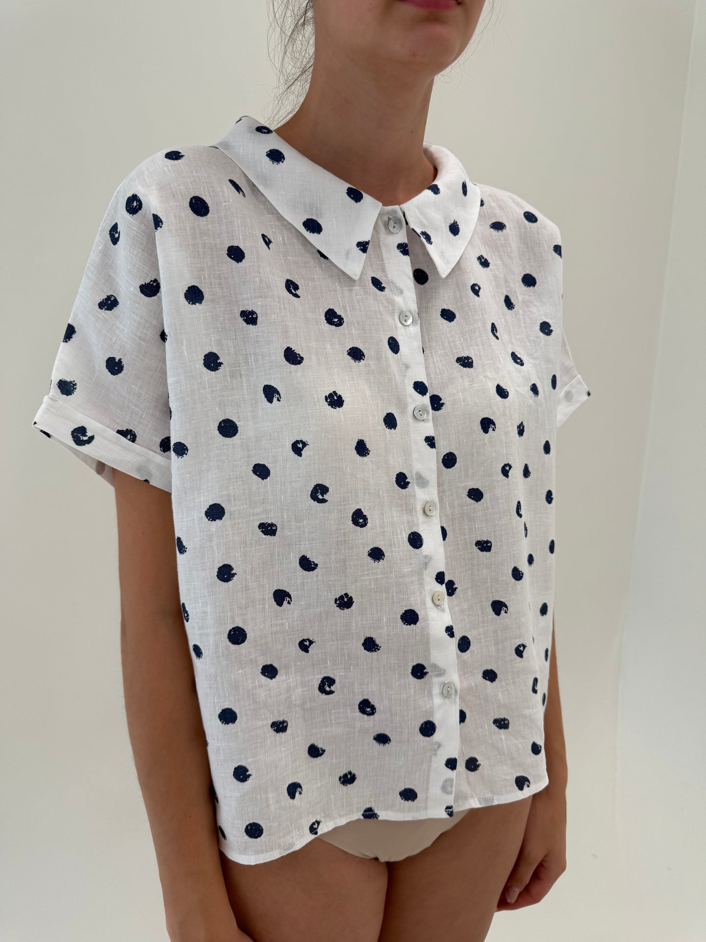 Cămașa din in premium cu print Navy în croi oversized