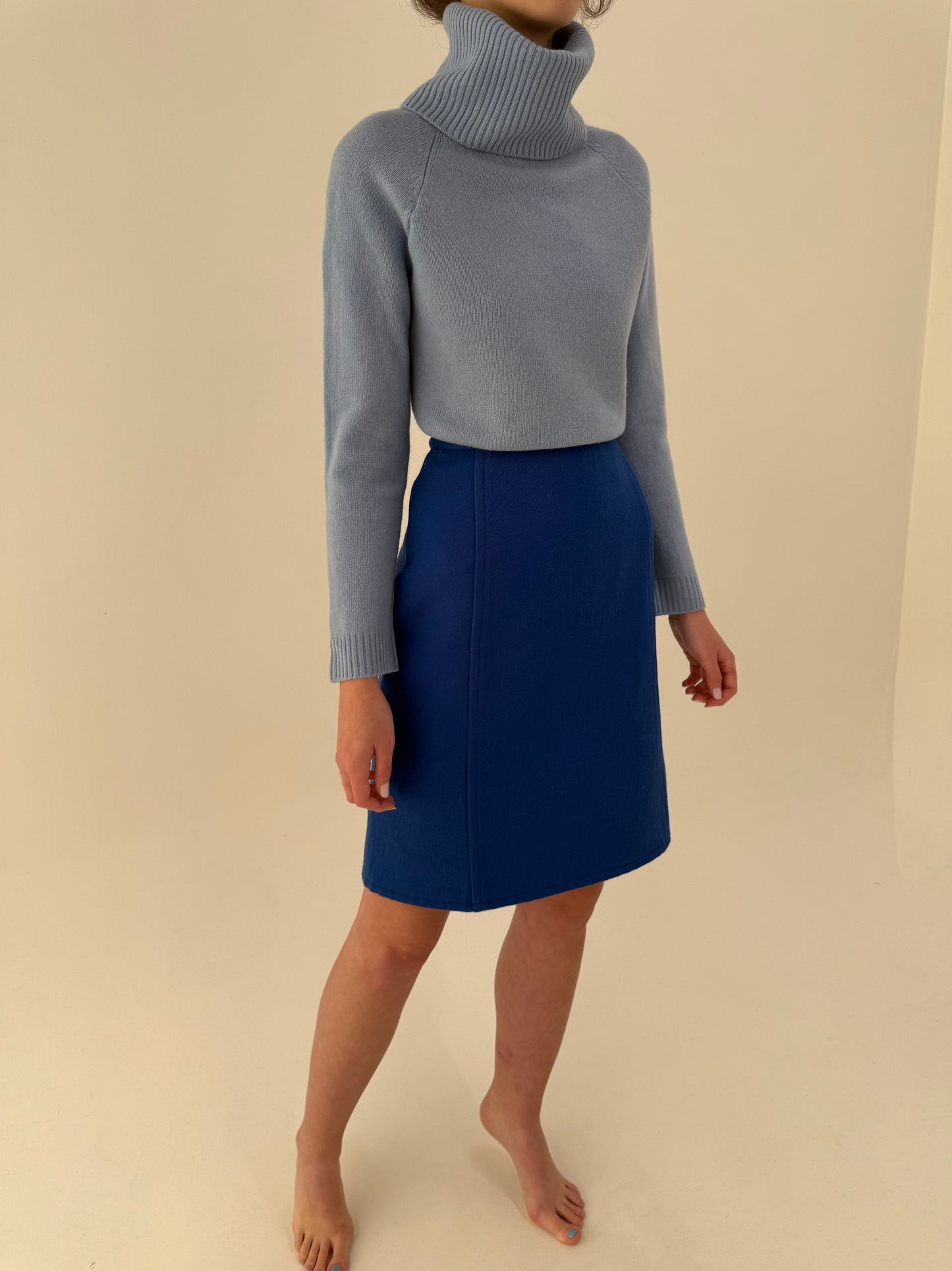 Fustă vintage albastru regal din stofă plină structurată de lana extrafina