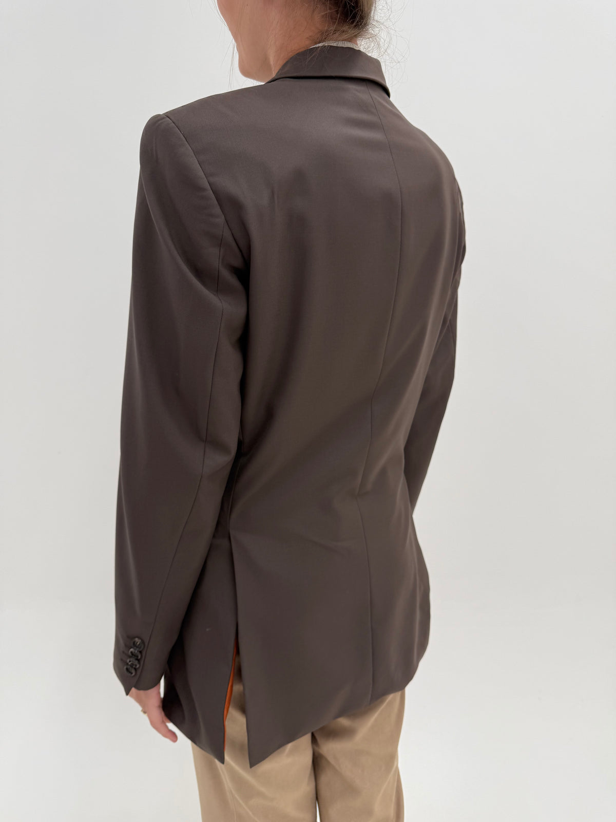 Sacou tall taupe brown din lana extrafina pura virgină certificată