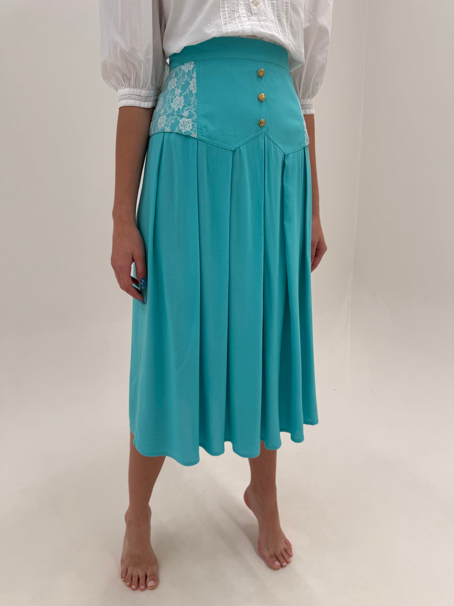 Fustă vintage în culoarea verii aqua blue ultra vaporoasă cu talie super marcată