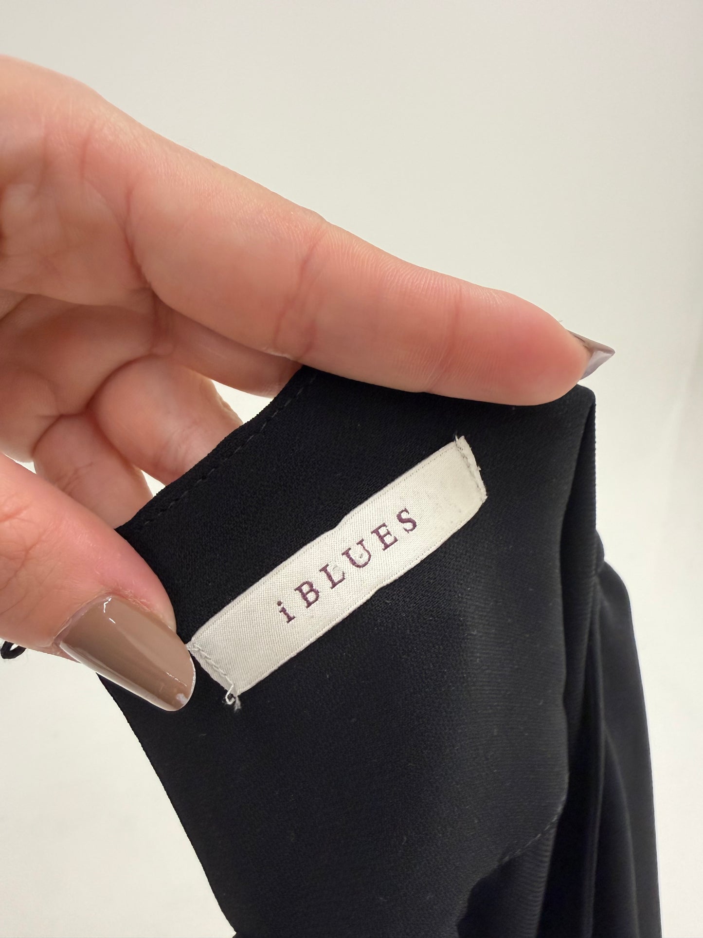 Rochie de la business la cocktail de brand premium italian cu fustă plisată argintie