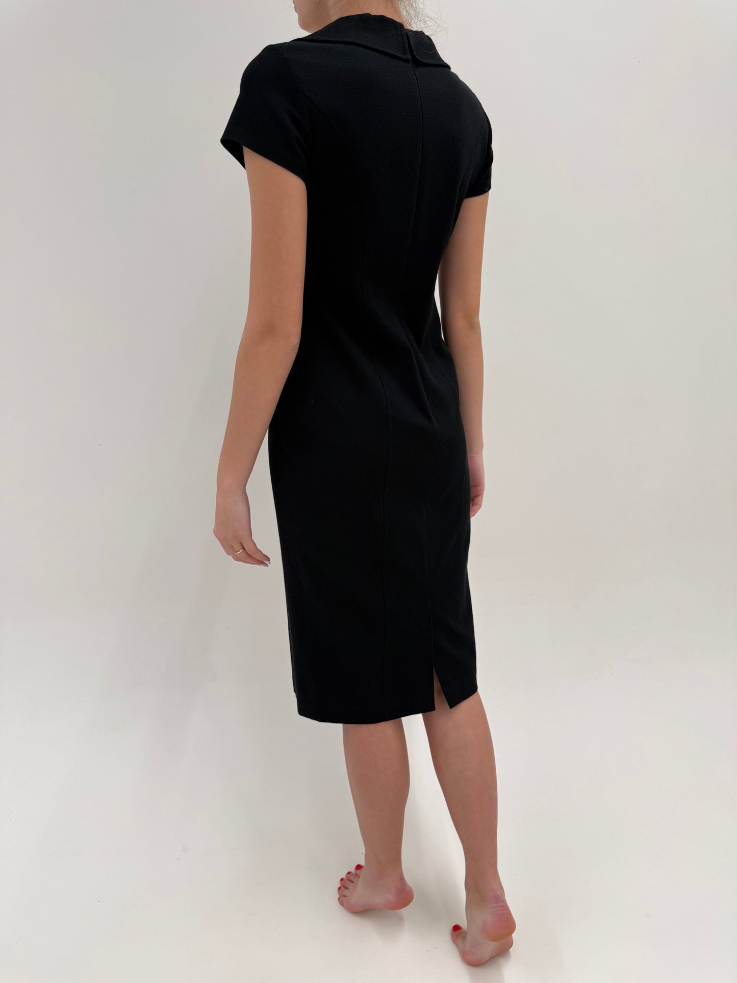 LBD de la business la cocktail in croi ultra chic modelatoare