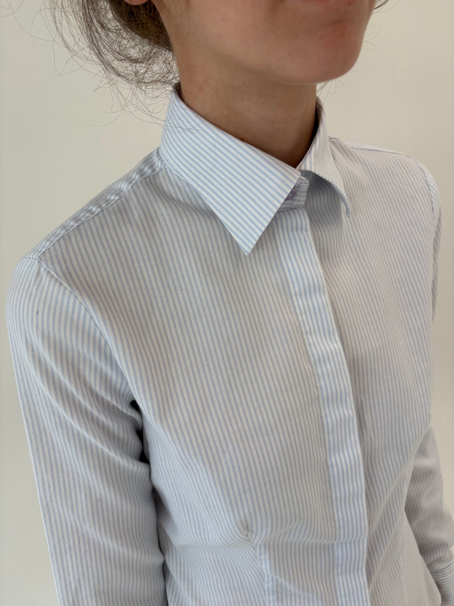 Cămașa cambrata cu dungi baby Blue și manșete înalte