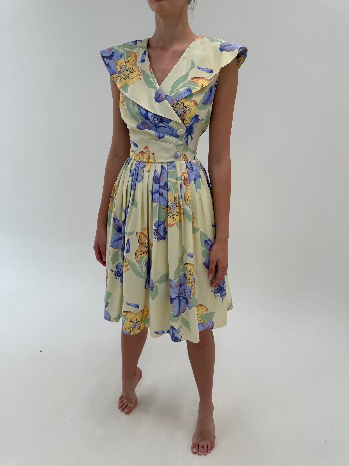Rochie vintage în croi de ani 50 lime yellow pudrate cu print superb