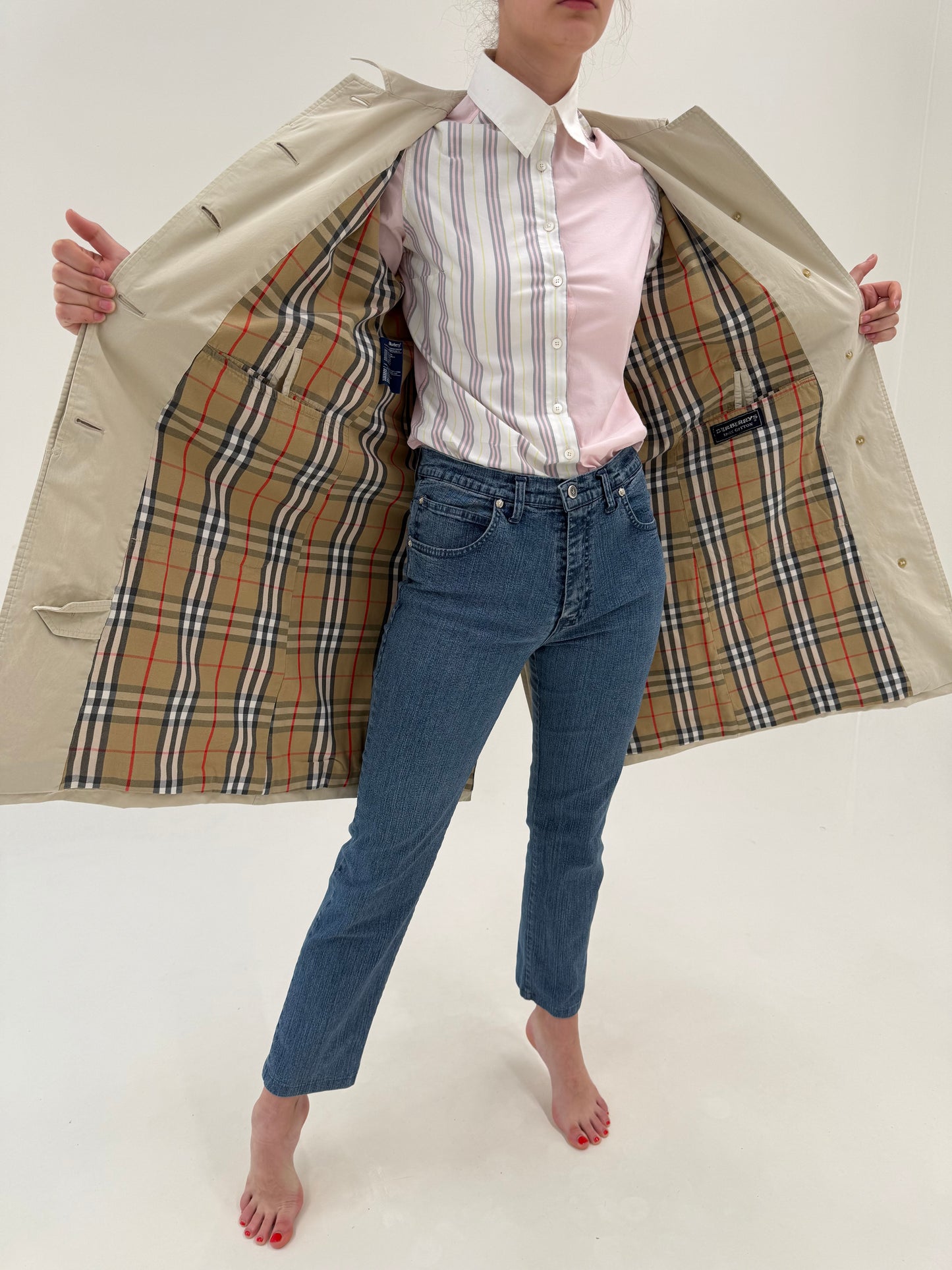 Trench Burberry vintage petite light nude în croi clasic