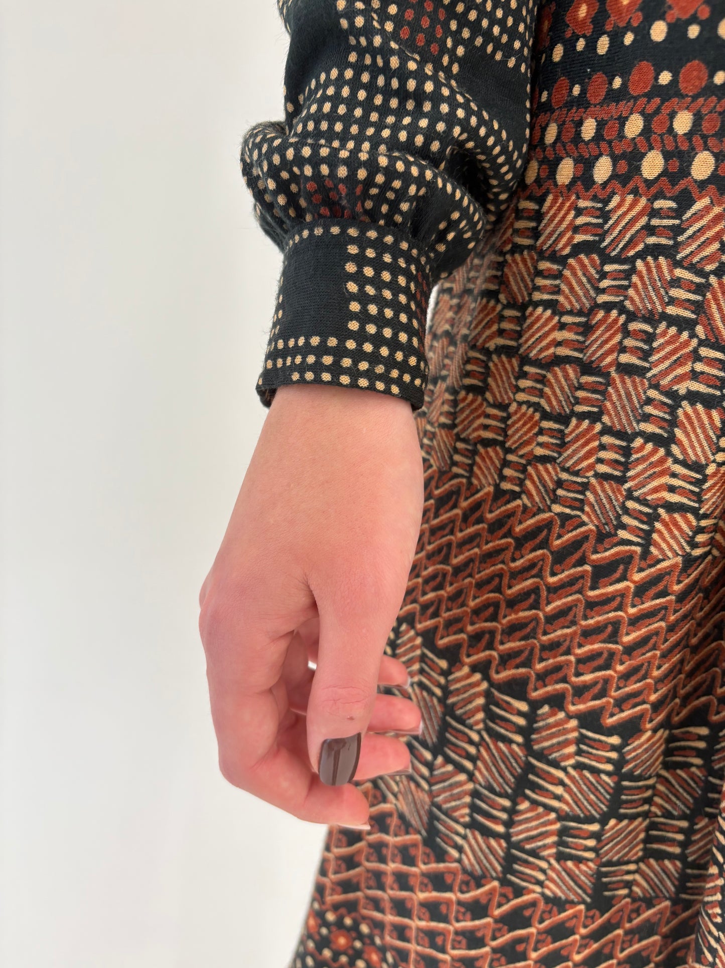Rochie vintage cu fustă plisată din lanita extrafina și talie marcată reglabilă