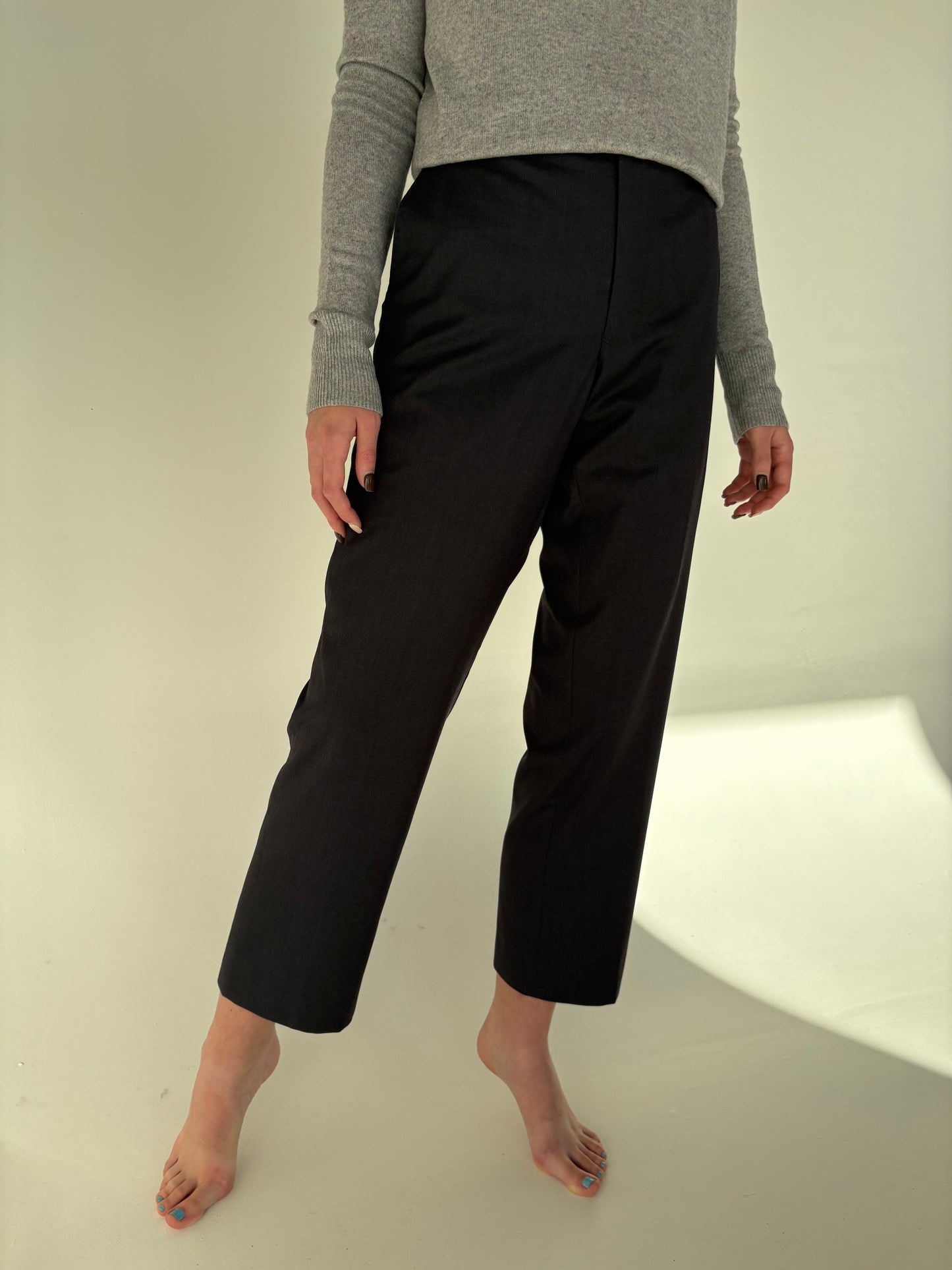 Pantaloni charcoal gray din lana extrafina