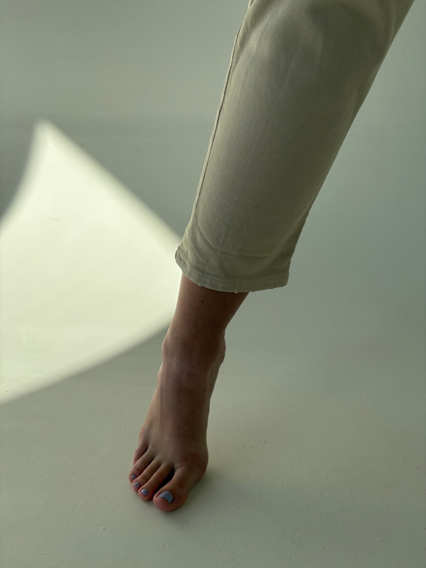 Jeans camel mom fit ultra confort modelatori cu talie ultra înaltă