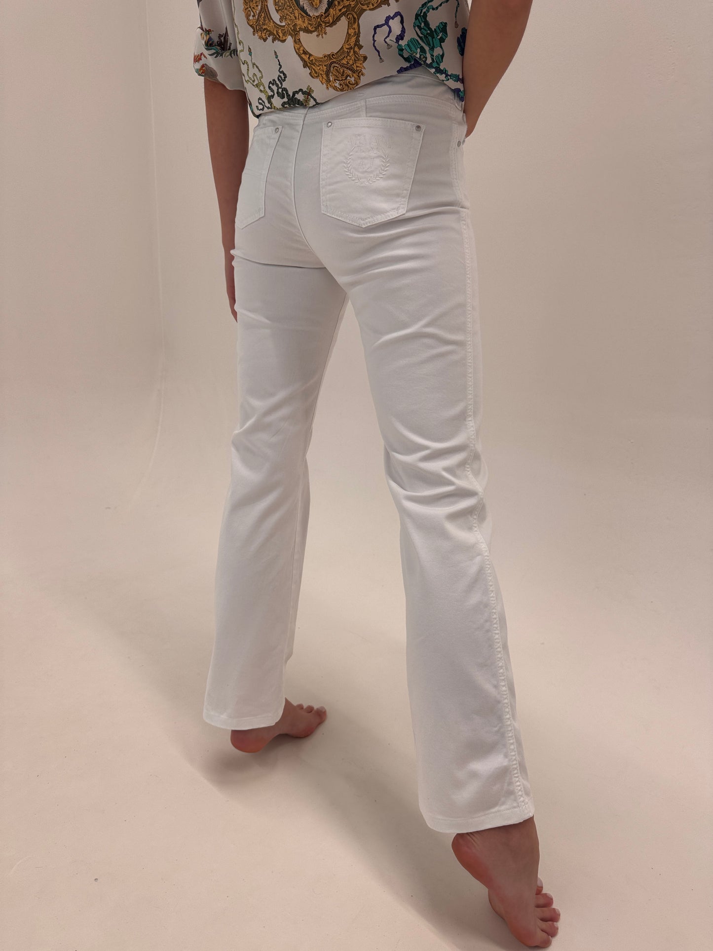Jeans Armani de vară tall ultra confort în croi super revenit în trend ‘skinny straight’