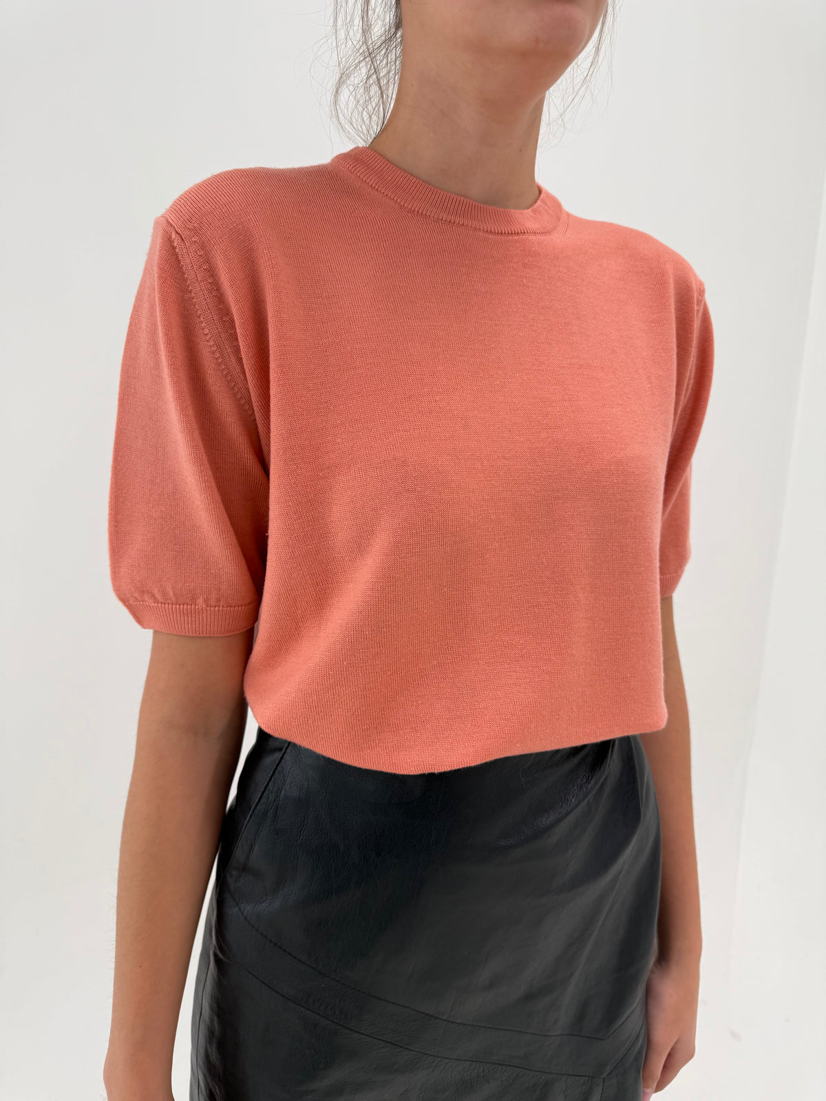 Top din lana tasmaniana extrafina salmon crew neck