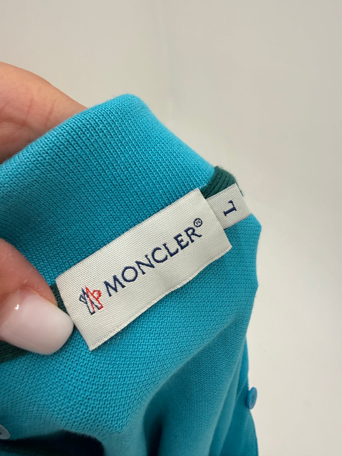 Top polo Moncler aqua blue din bumbac de gramaj mare