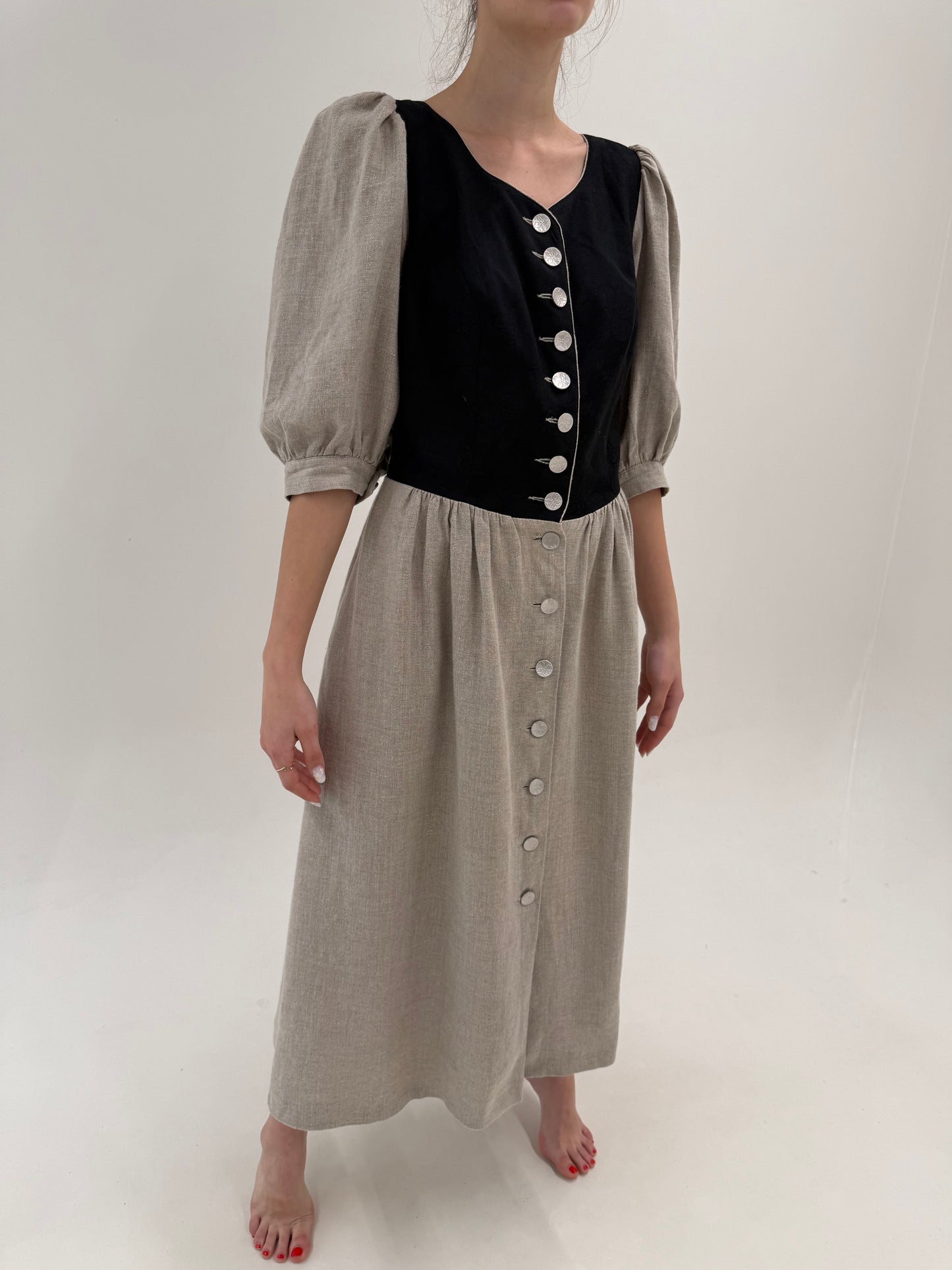 Rochie vintage din pânză grea de in cu corsaj și buzunare
