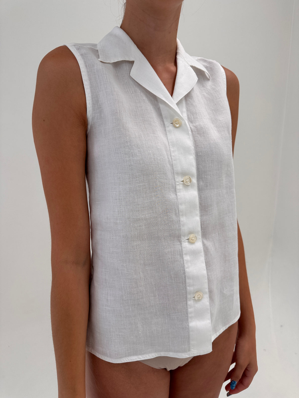 Cămașa Max Mara minimalistă din in excepțional în croi clasic