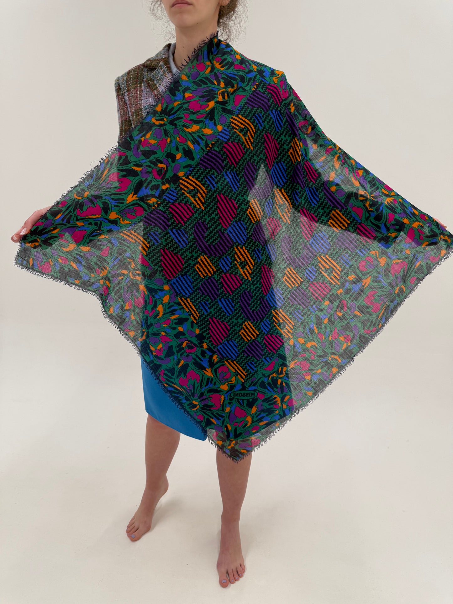 Eșarfă în culori tari din lana extrem de fină