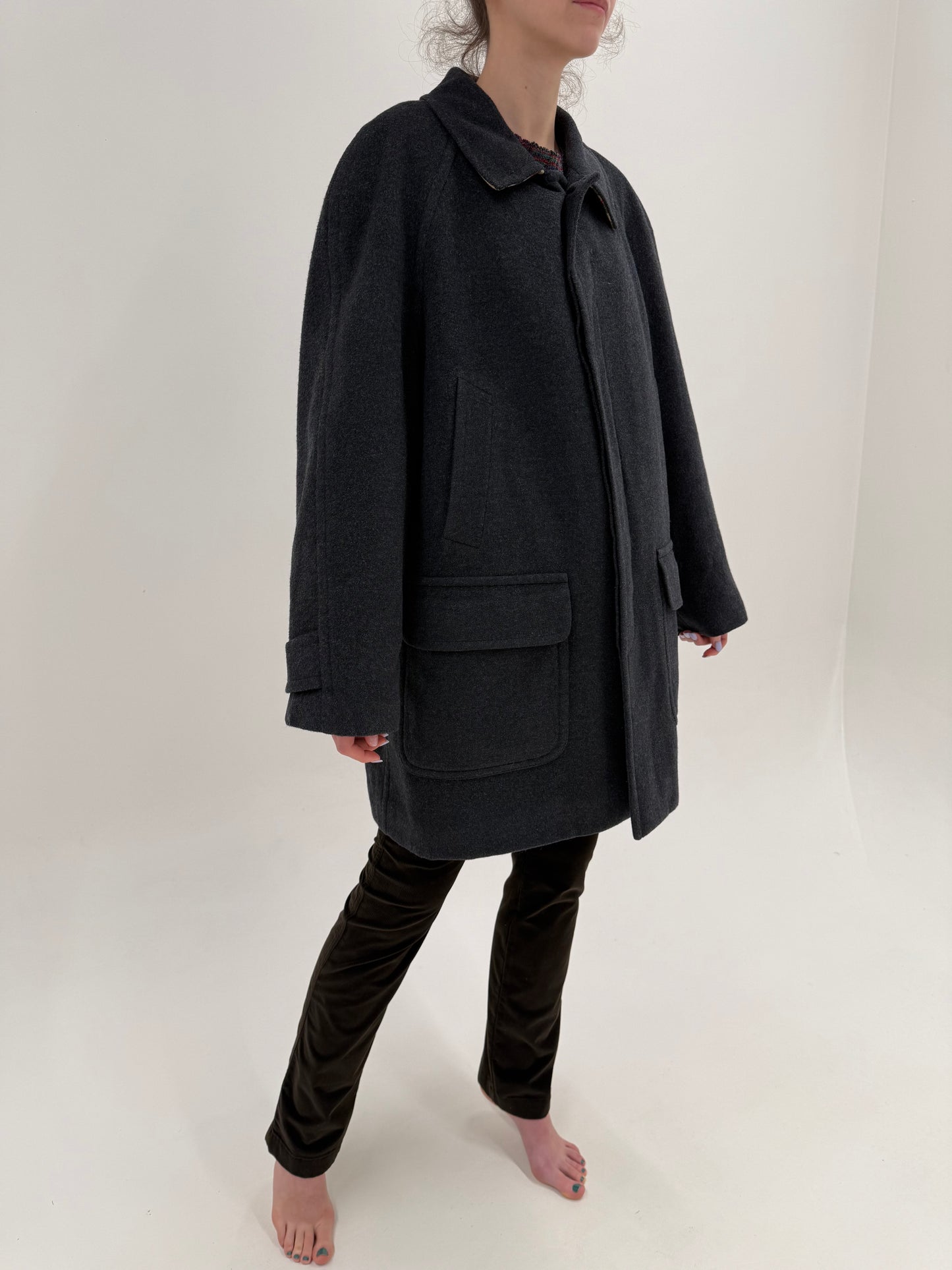 Palton vintage Burberry în croi actual oversized