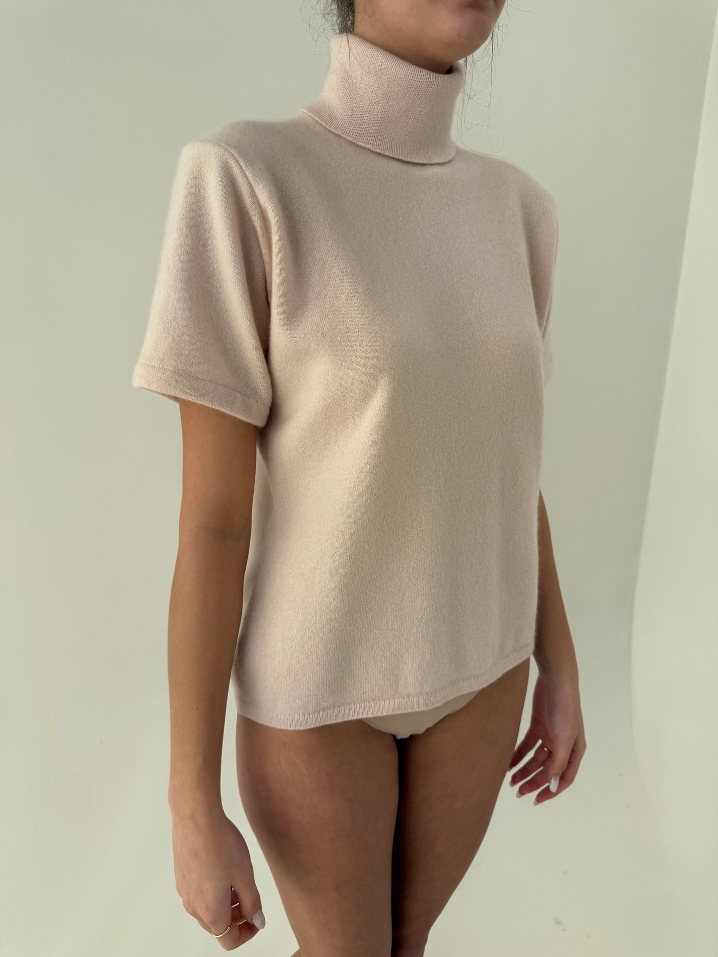 Top powder pink din cașmir