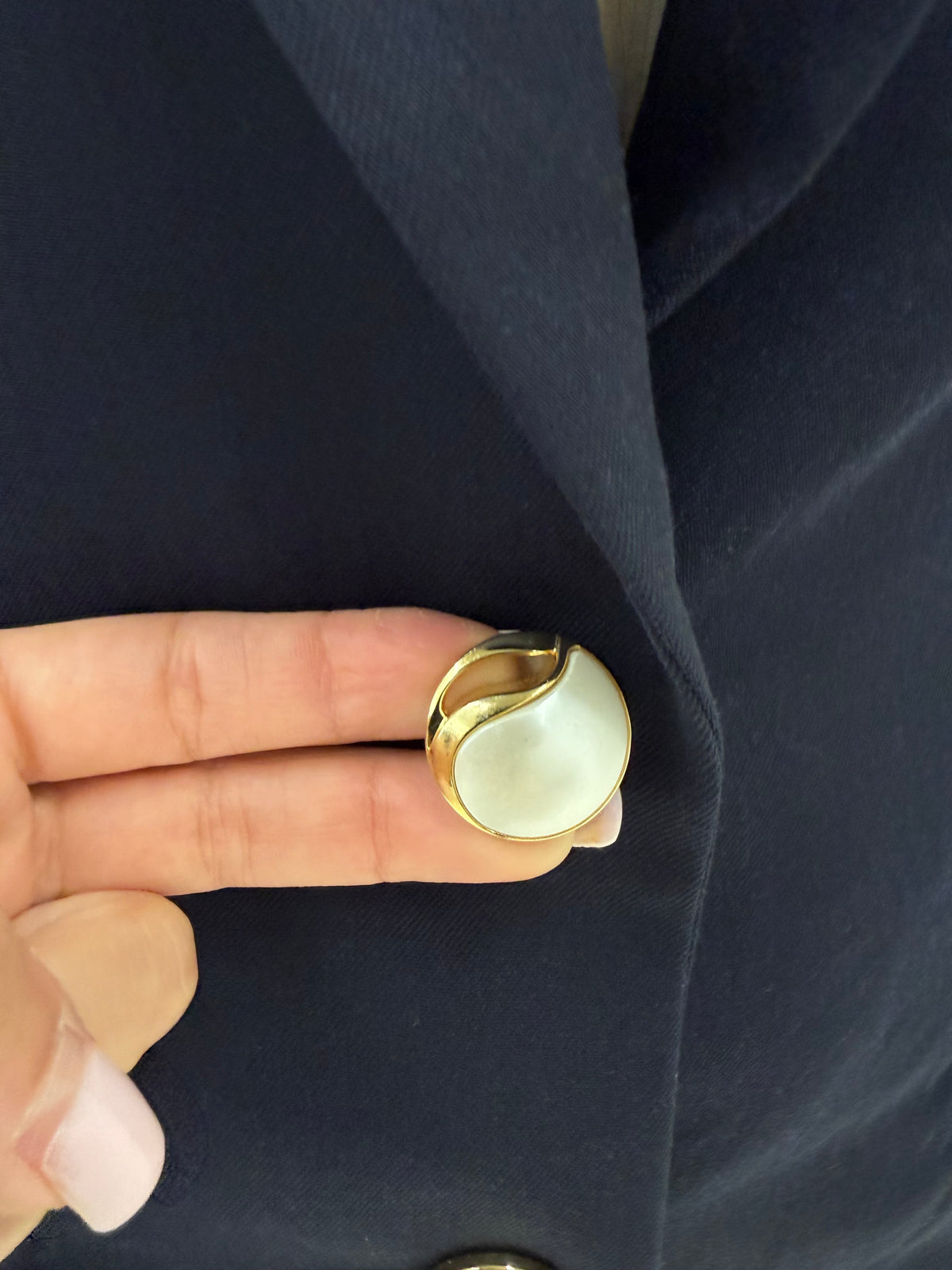 Sacou petite italian Navy blue în croi ușor cambrat din lana virgină extrafina