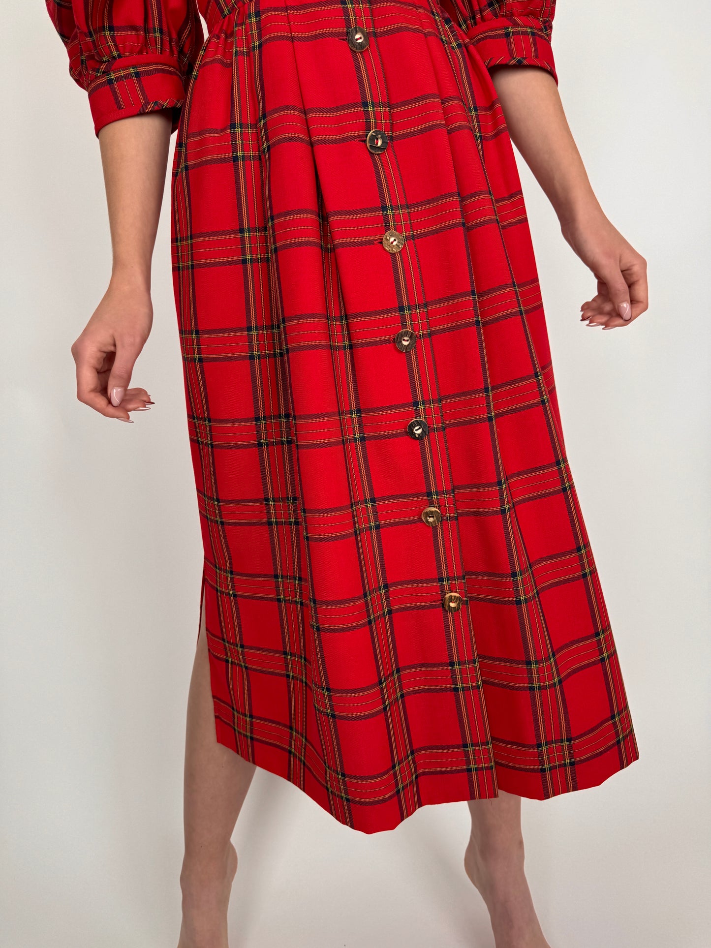 Rochie din Tartan extafin de lana cu talie marcată și mâneci bufante