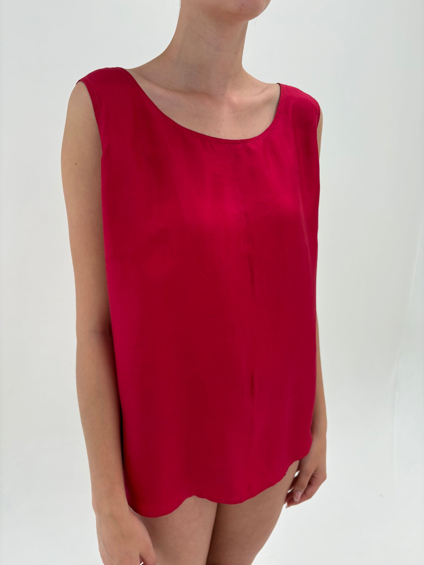 Top cherry red în clei minimalist din mătase naturală
