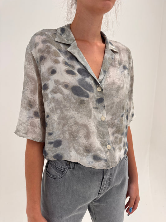 Cămașa vintage luxury Krizia cu print în nuanțe de gri super vaporoasă