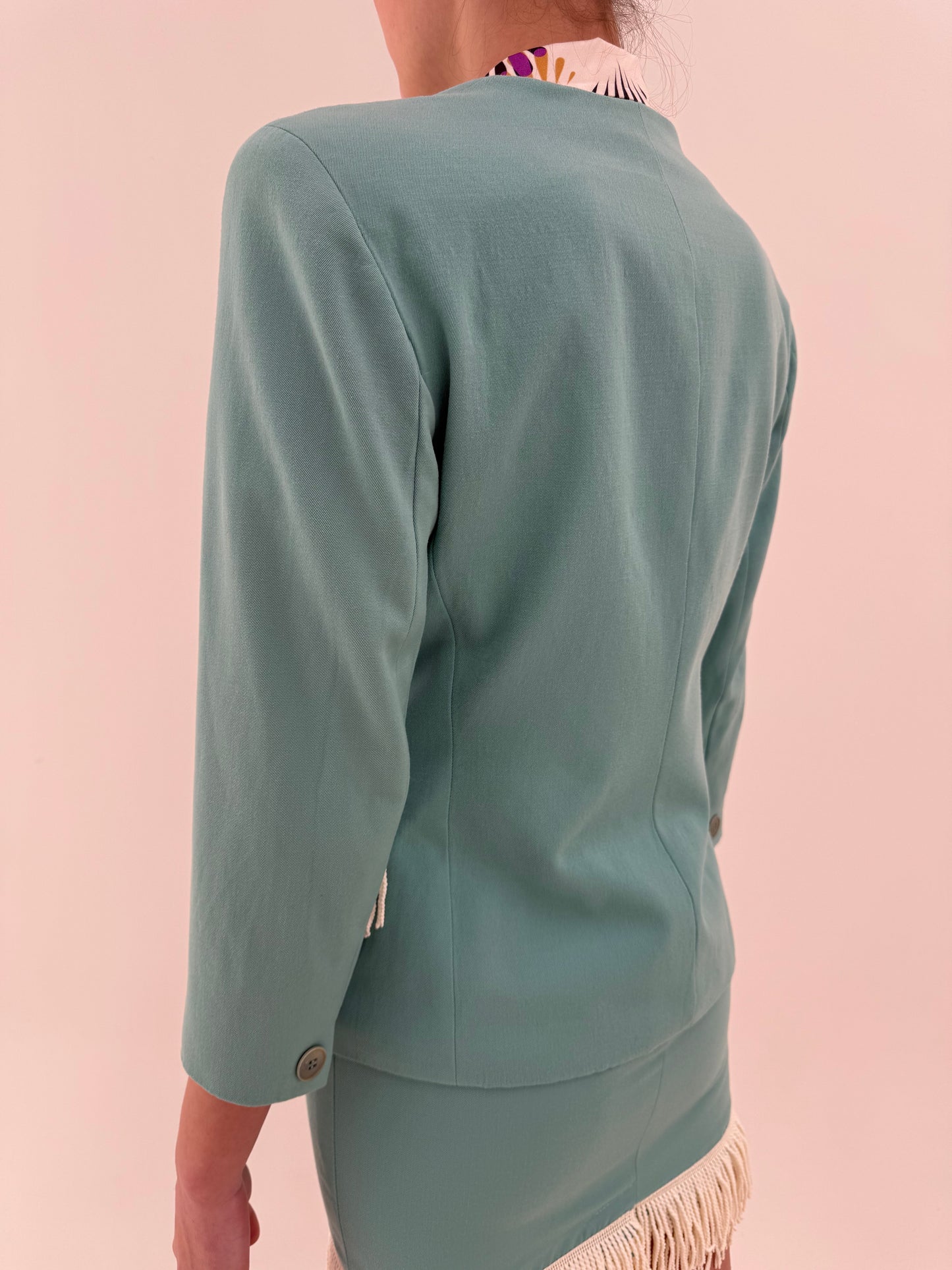 Costum Max Mara mint green de primăvară din lanita subțire cu detalii chic