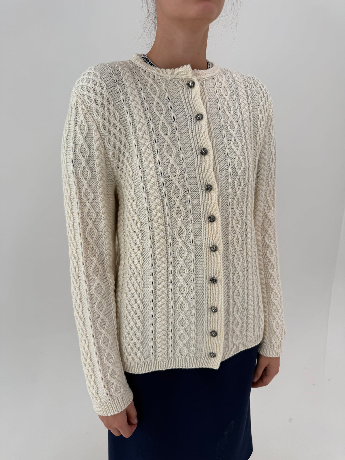 Cardigan vintage texturat din lana extrafina butter white