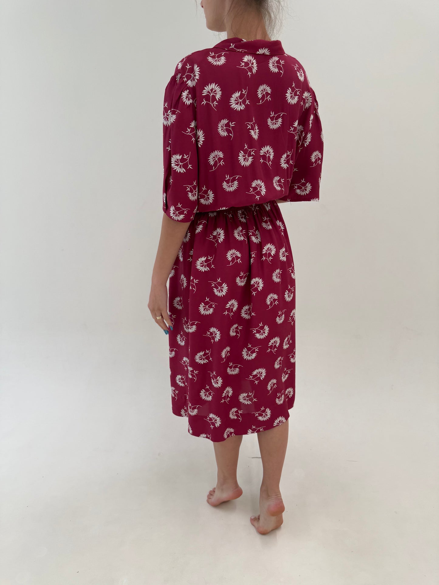 Rochie vintage burgundy super vaporoasă de vară cu print delicat păpădie