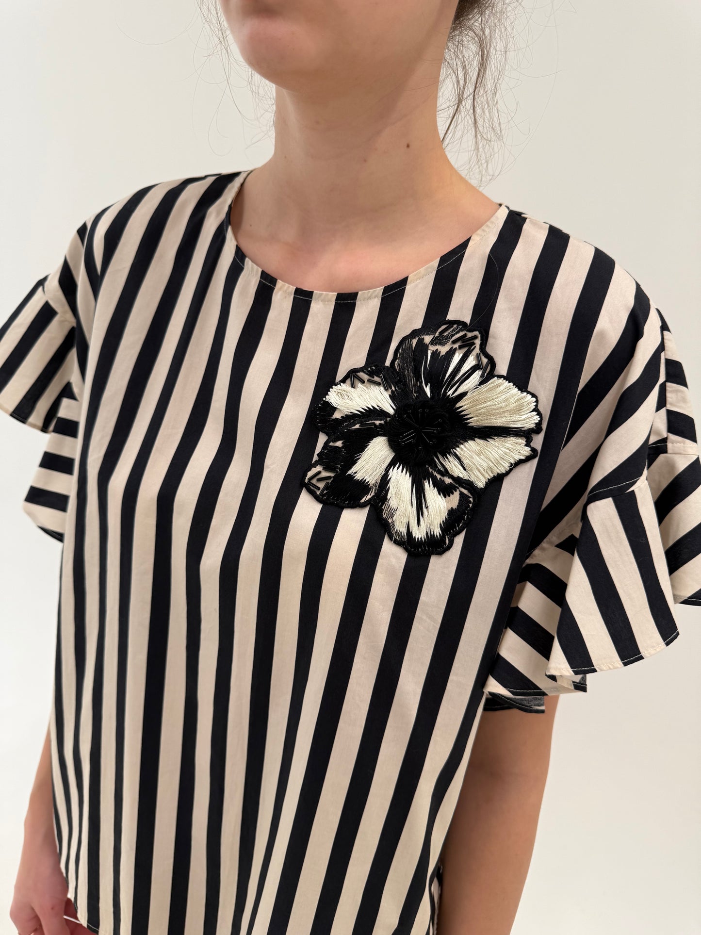 Top de brand luxury Twinset din poplin de bumbac în dungi cu volane