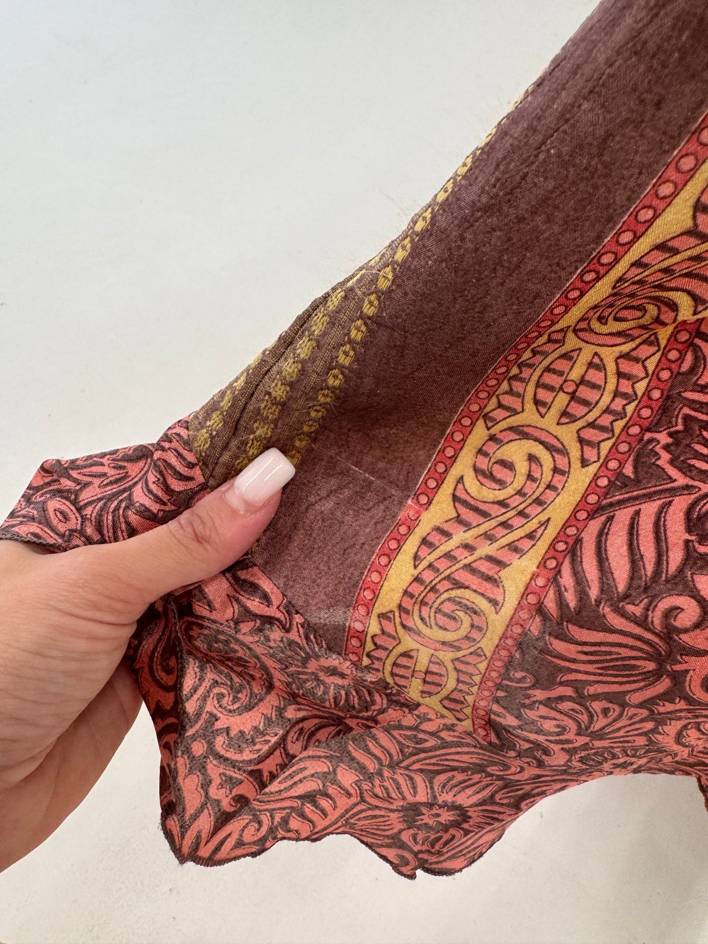 Rochie maxi din mătase naturală in stil boho cu bust elastic la spate