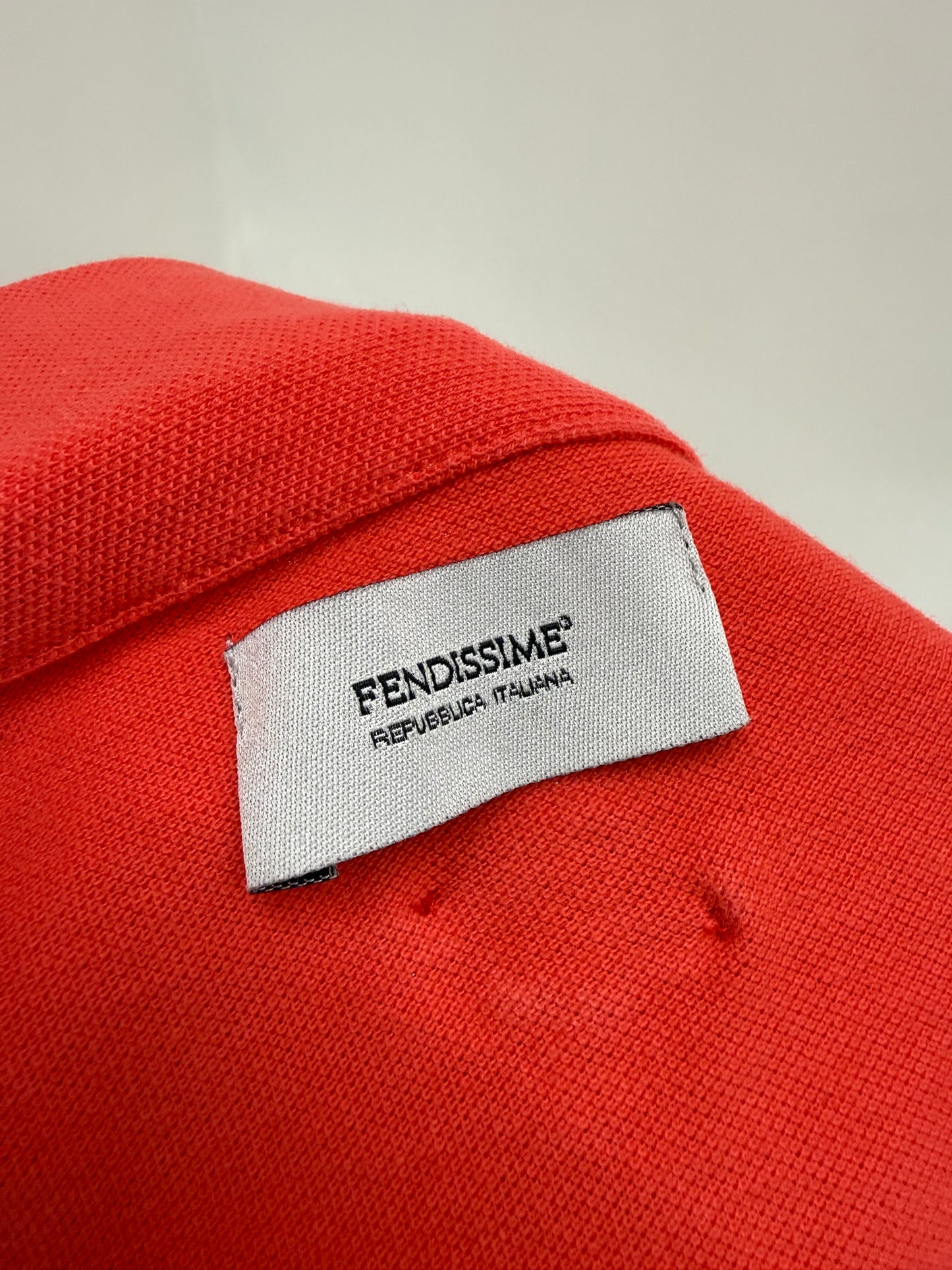 Top polo Fendi coral red din bumbac excepțional