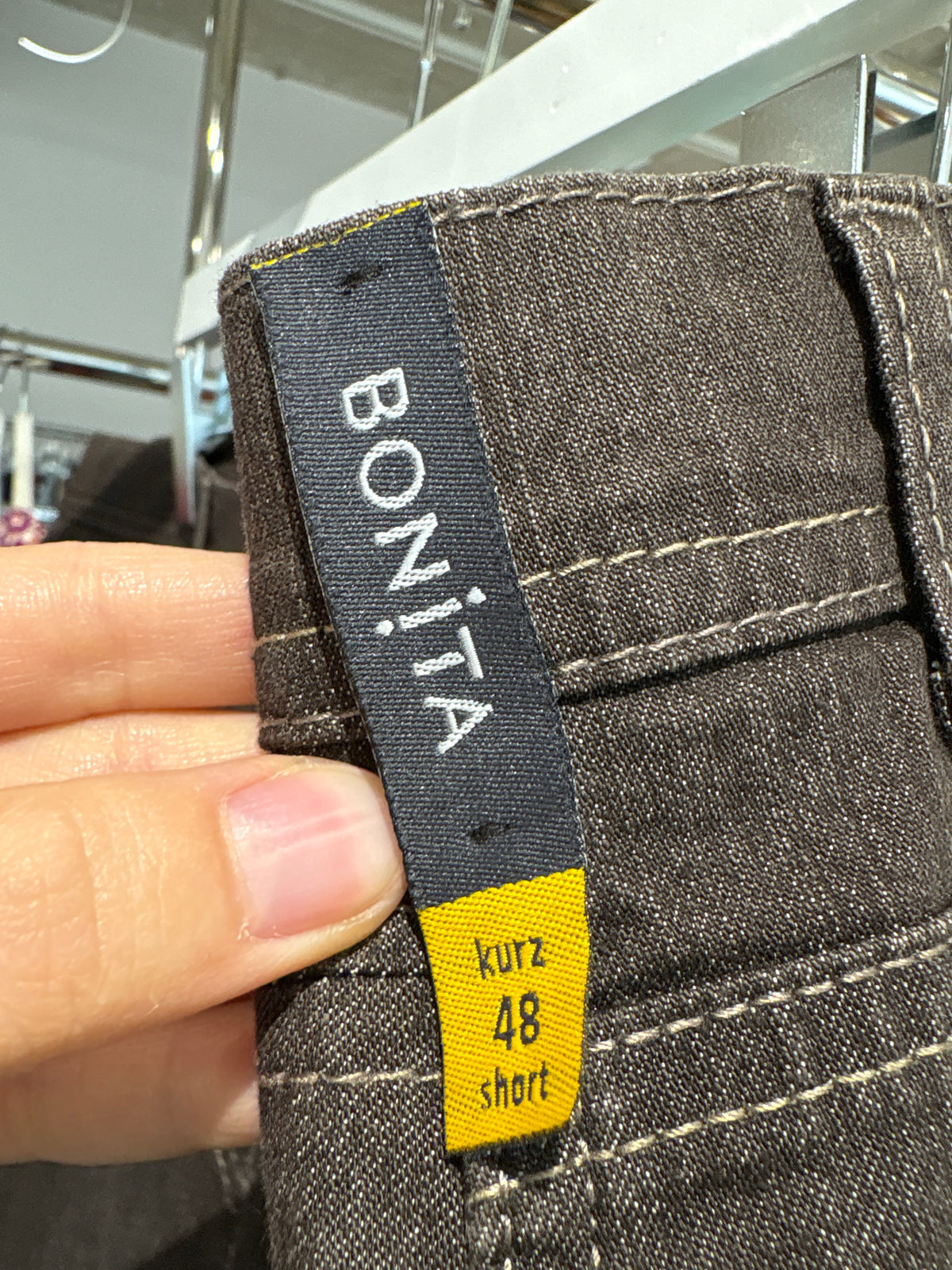Jeans chocolate brown ultra confort modelatori cu etichetă straight leg