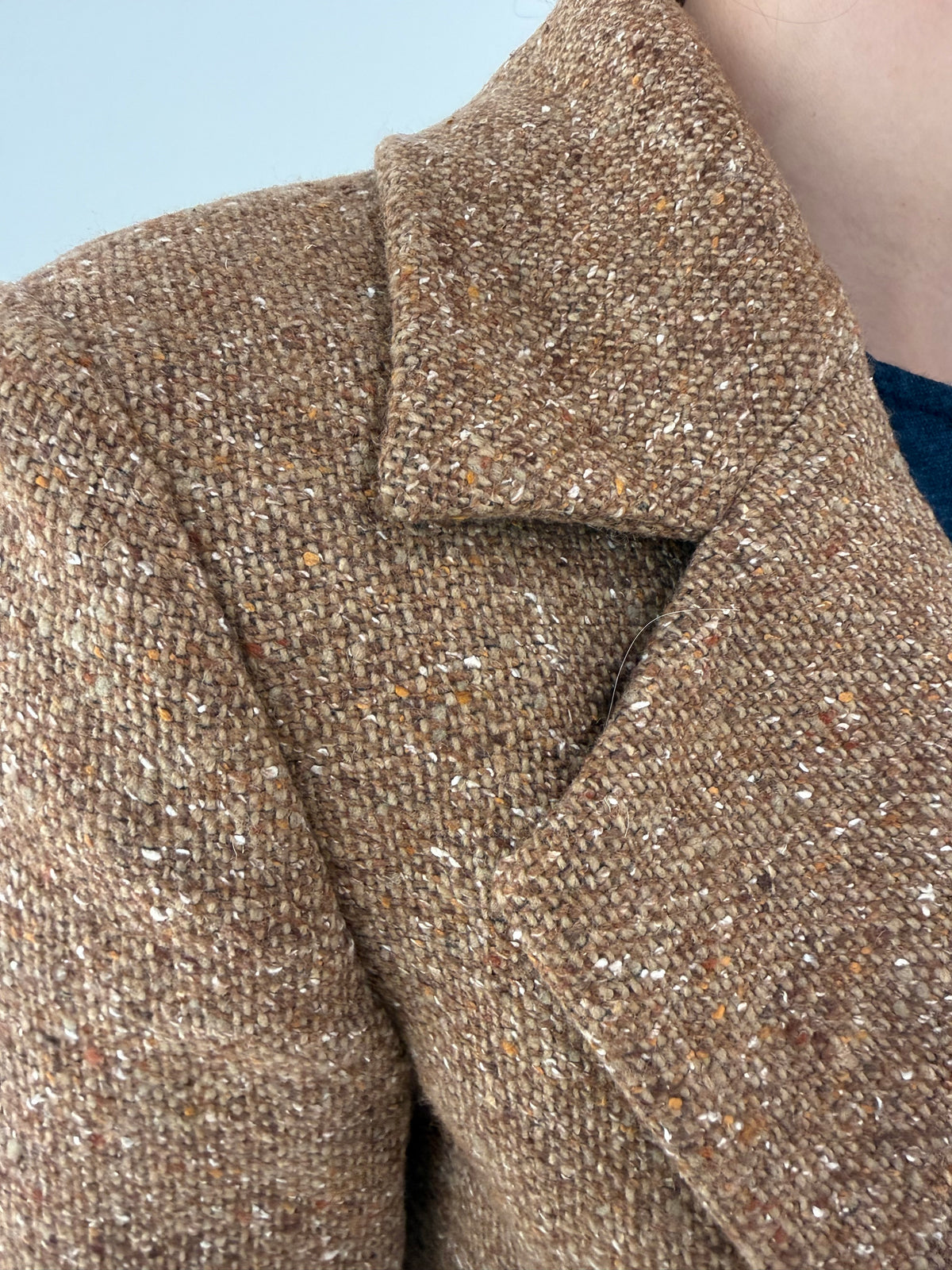 Sacou Luisa Spagnoli din tweed Donegal camel de lana și mătase naturală cambrat