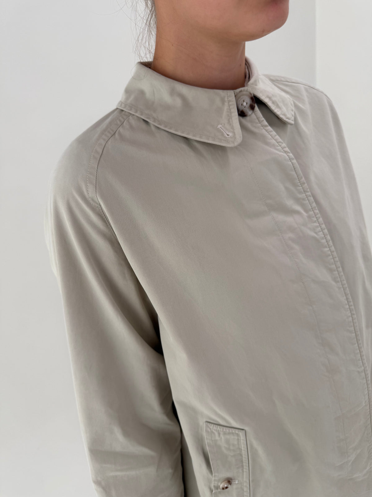 Trench old vintage Burberry anii 70 din bumbac impermeabilizat și căptușeală iconică Nova Check