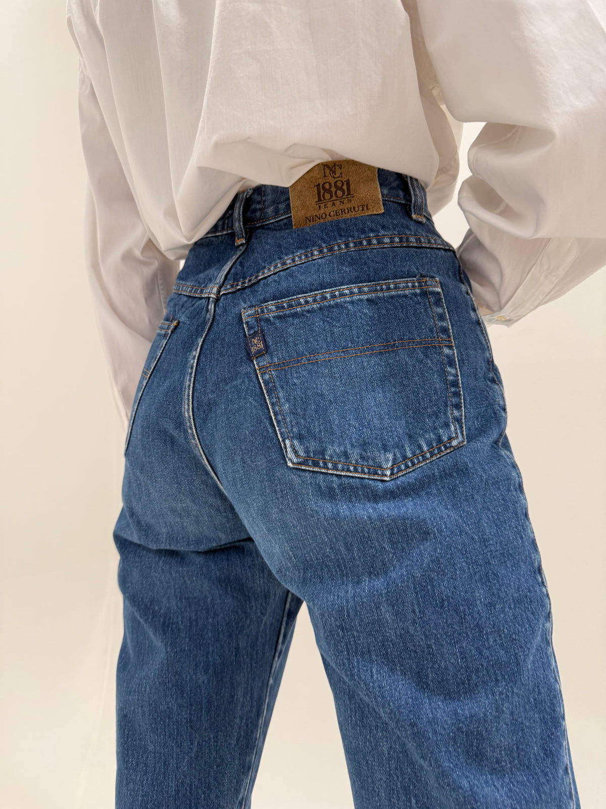 Jeans tall luxury Cerutti din denim gros de bumbac indigo wash mom fit