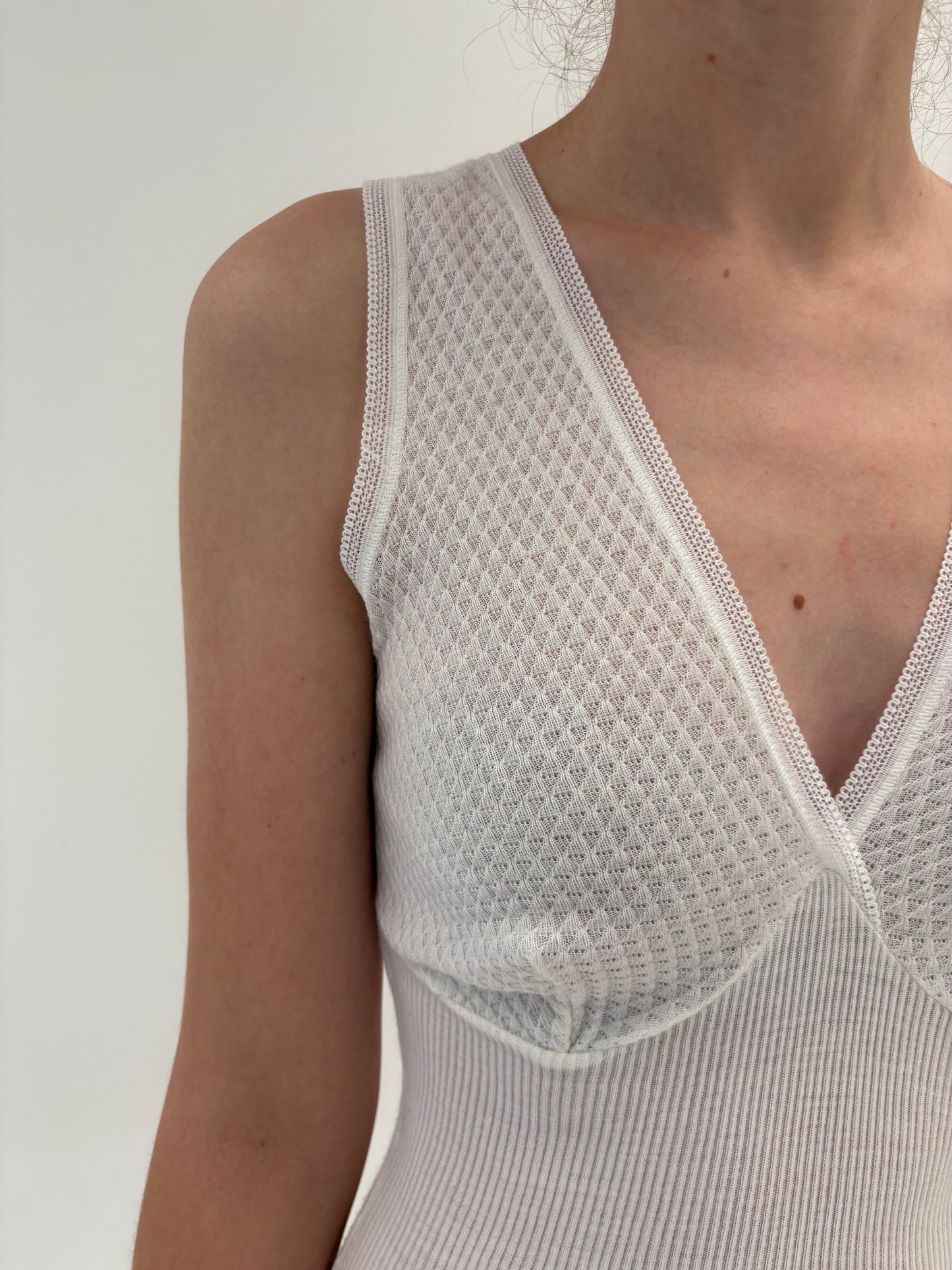 Maieu lung cambrat tip furou din mix de lana extrafina irestringibila