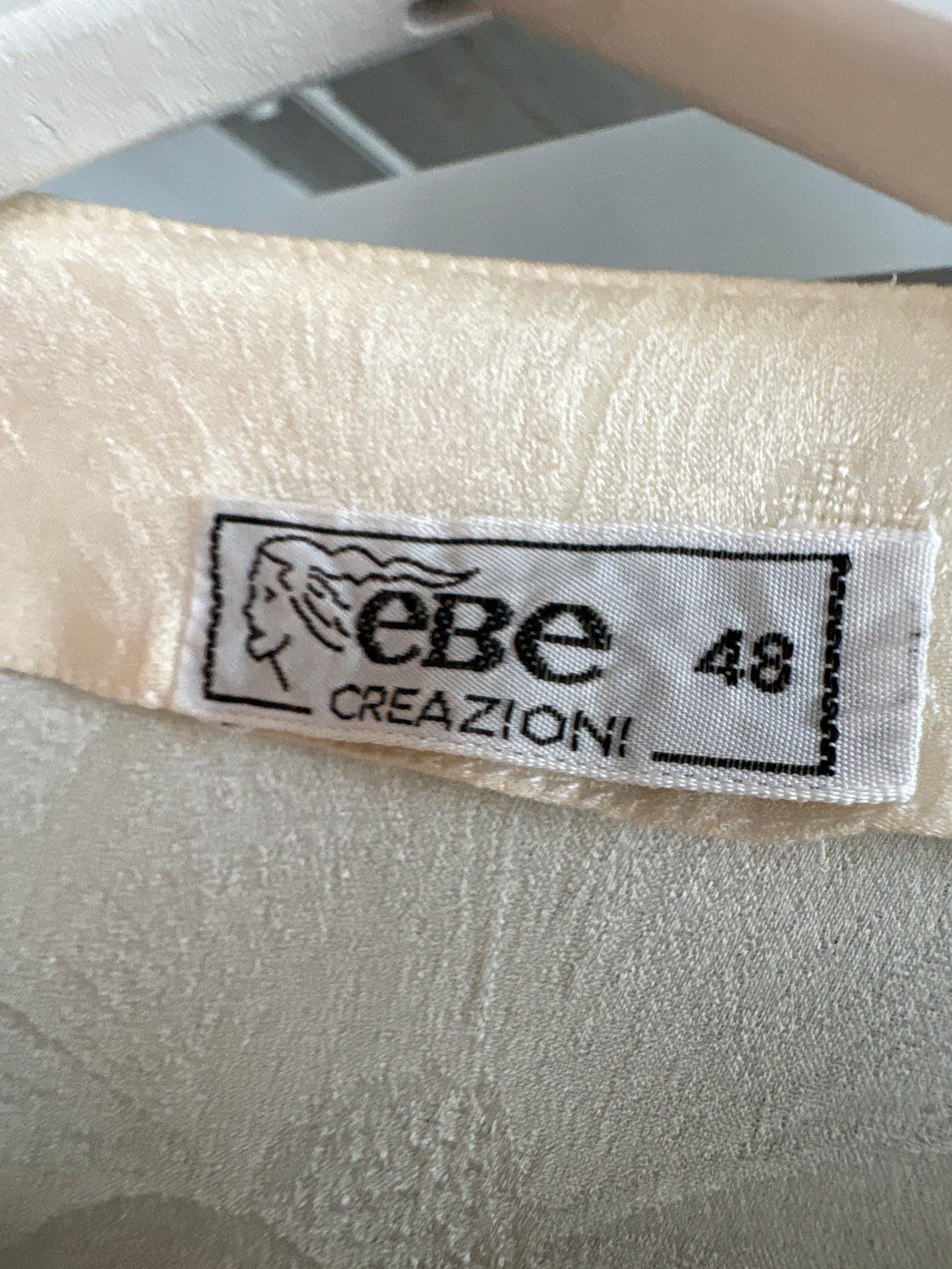 Cămașa vintage din mătase naturală texturată în croi elaborat