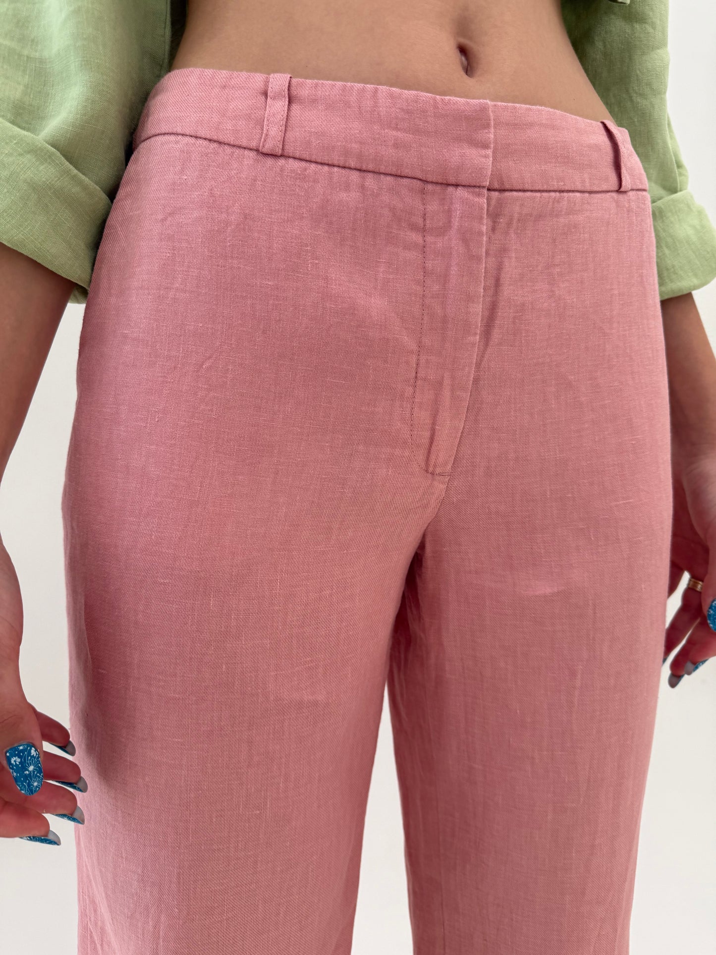 Pantaloni dusty pink din in premium în croi drept