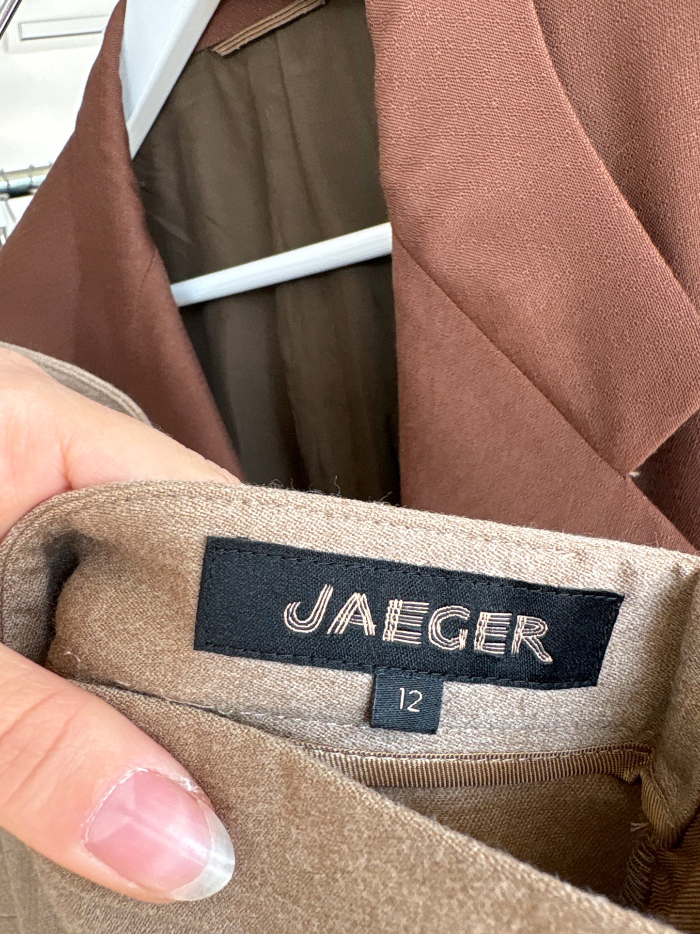 Fustă camel din lana extrafina în croi ușor A-line în clini