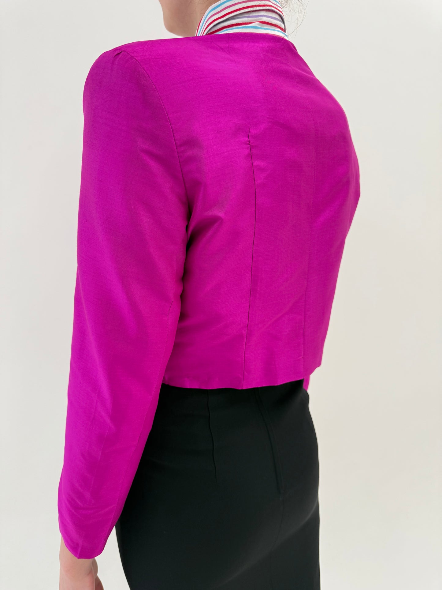 Sacou fucsia petite din mătase naturală dupioni in croi scurt
